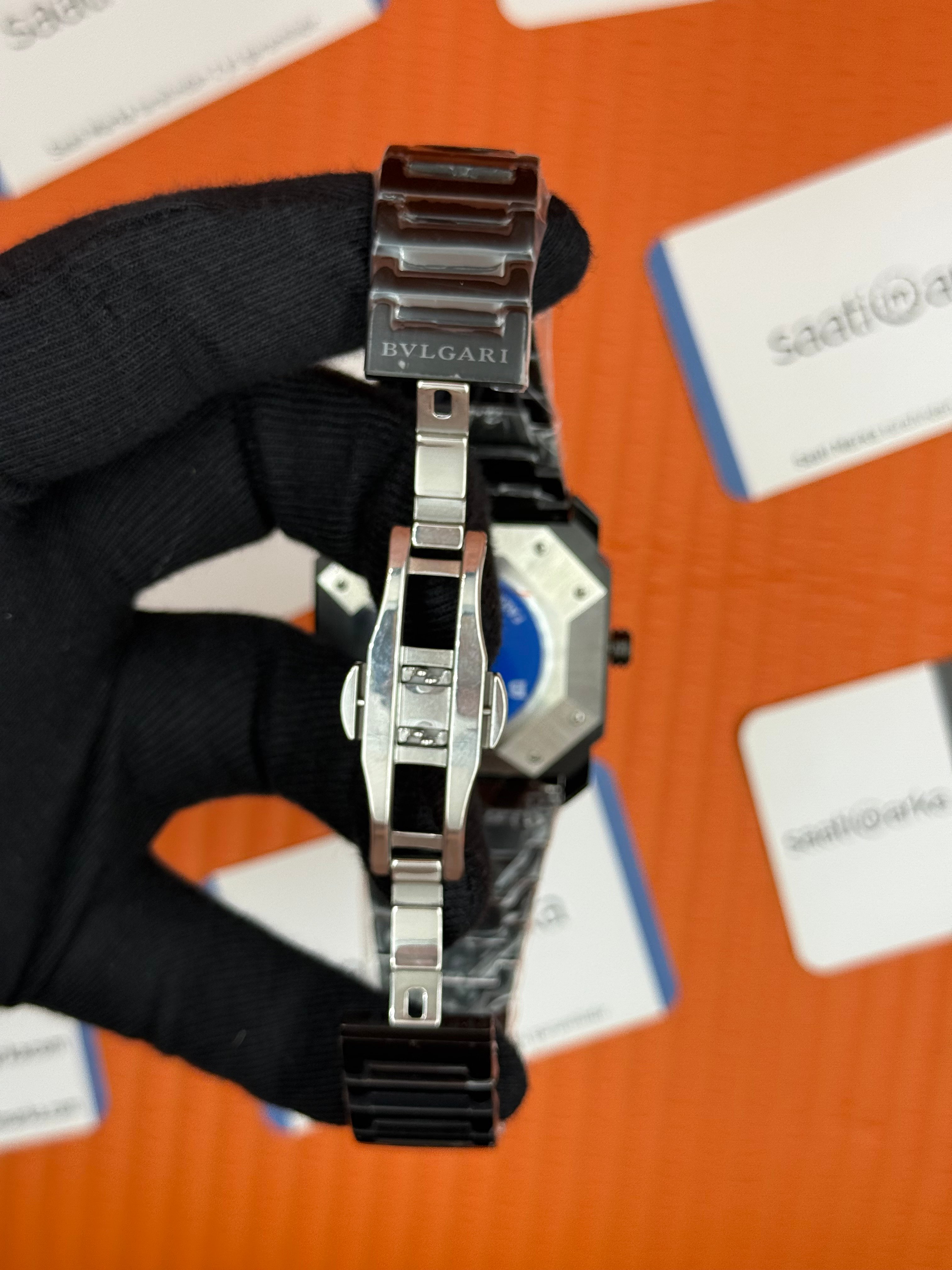 BVLGARI OCTO finisimo yeşil dial siyah kasa kordon