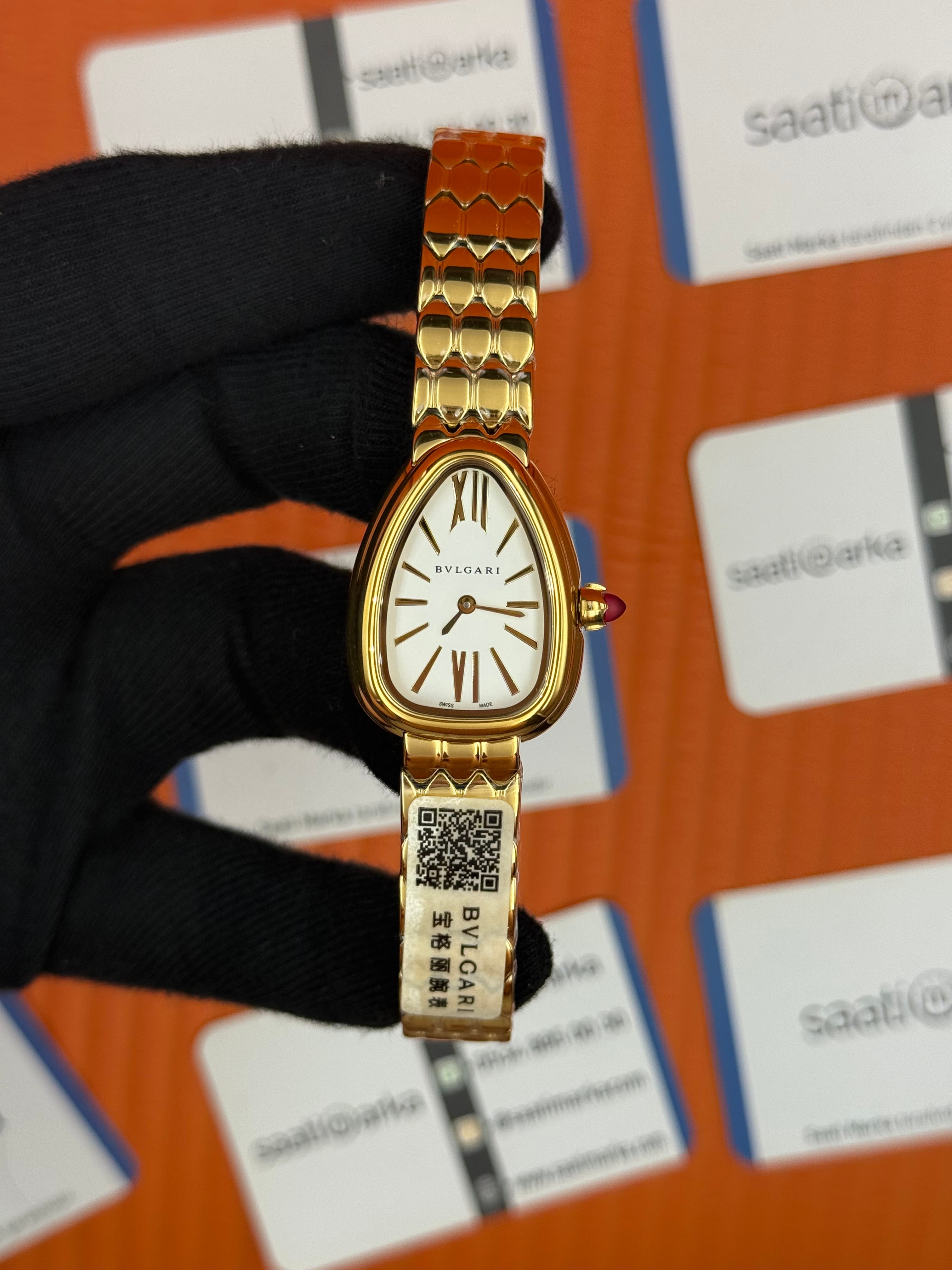 BVLGARİ serpenti seduttori beyaz kadran gold kasa kordon kadın kol saati