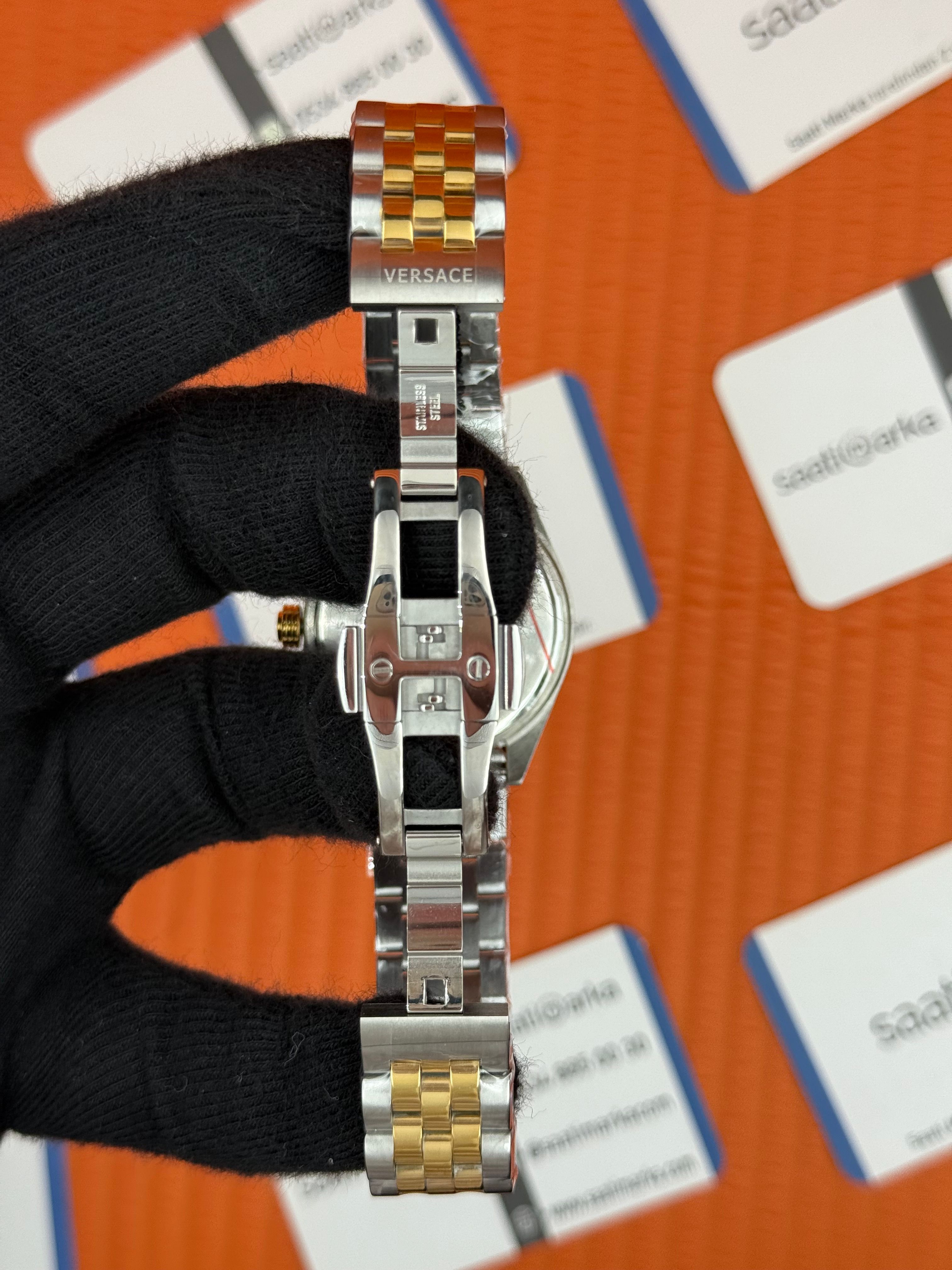 VERSACE VRSCVE8I00424 KADIN KOL SAATİ