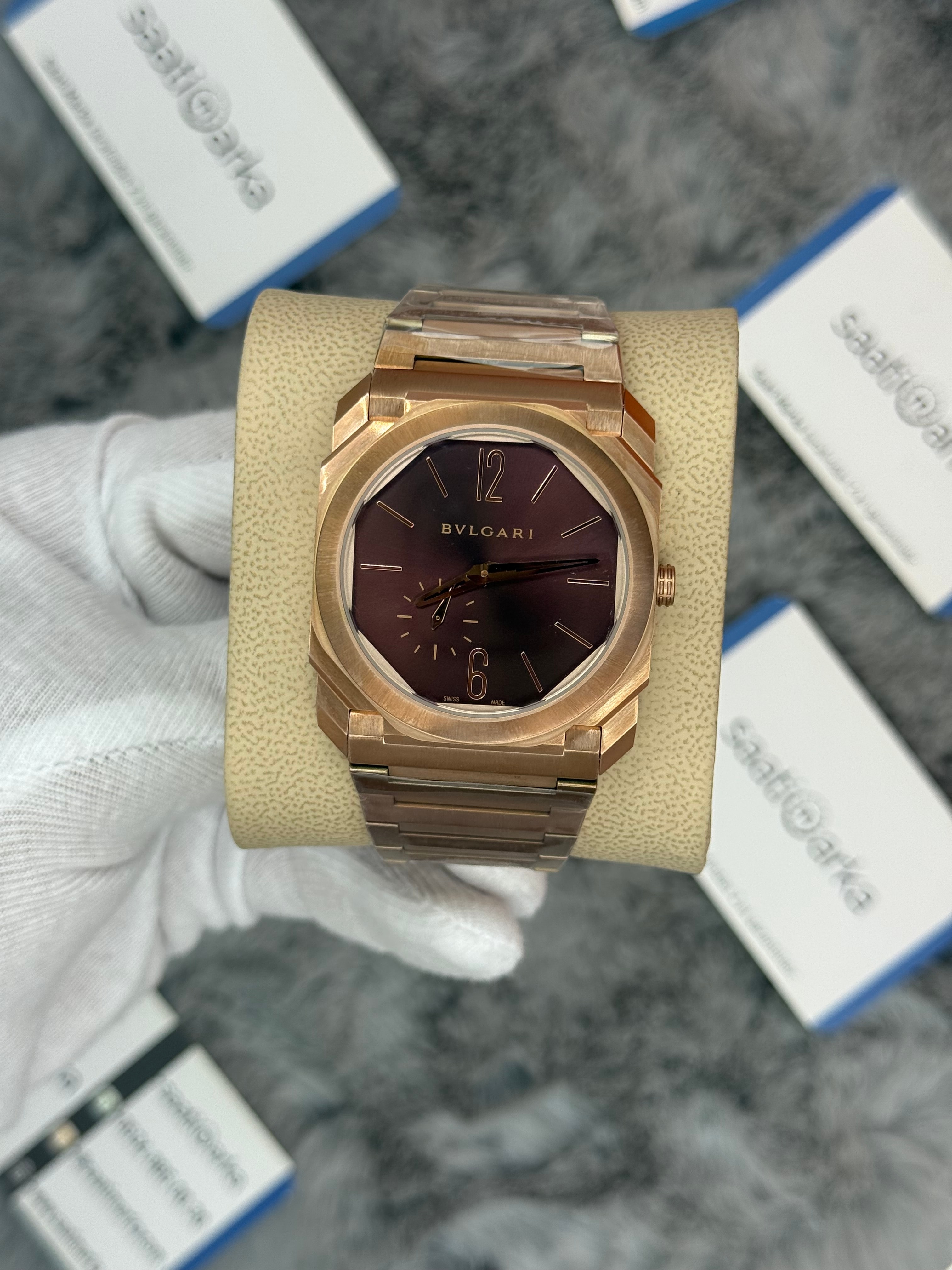 BVLGARİ octo 40mm chocolate kadran rose kasa kordon erkek kol saati
