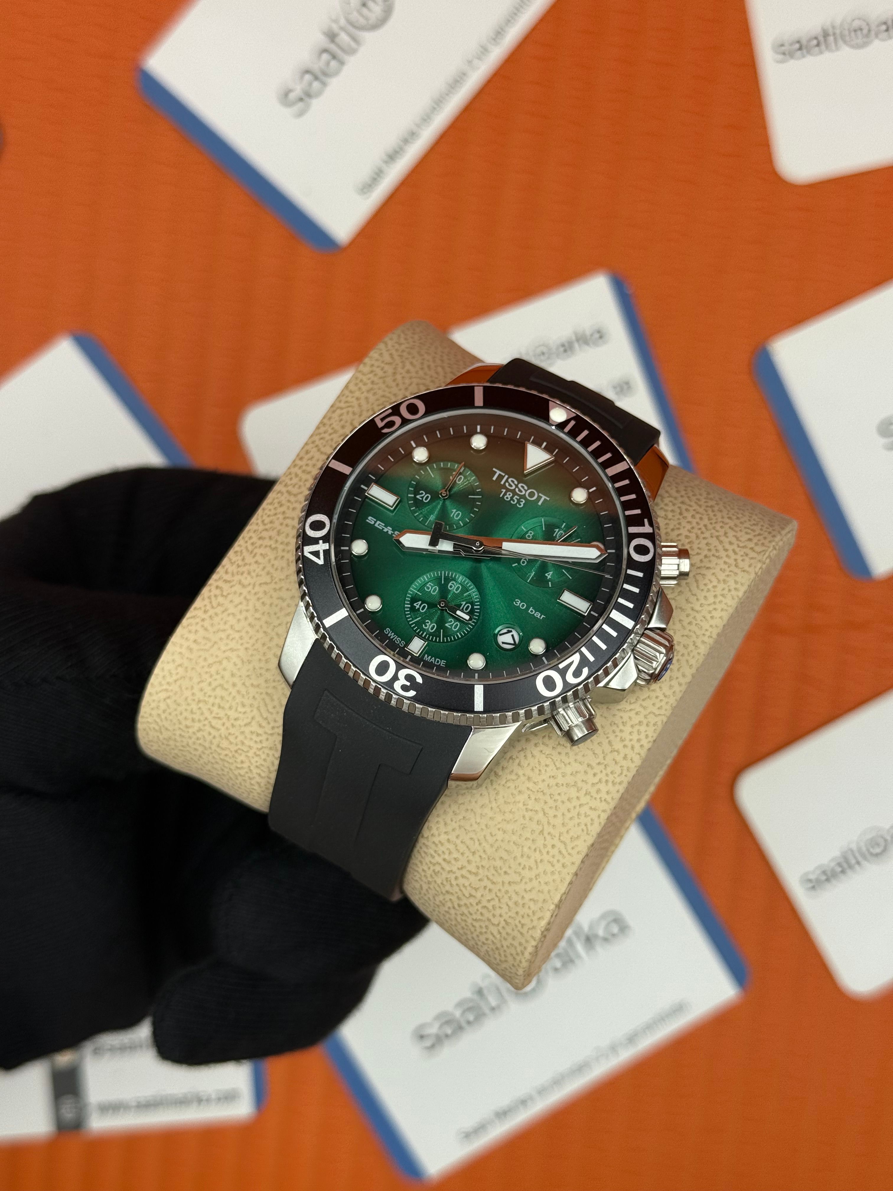 TISSOT siyah kauçuk kordon yeşil kadran silver kasa erkek kol saati