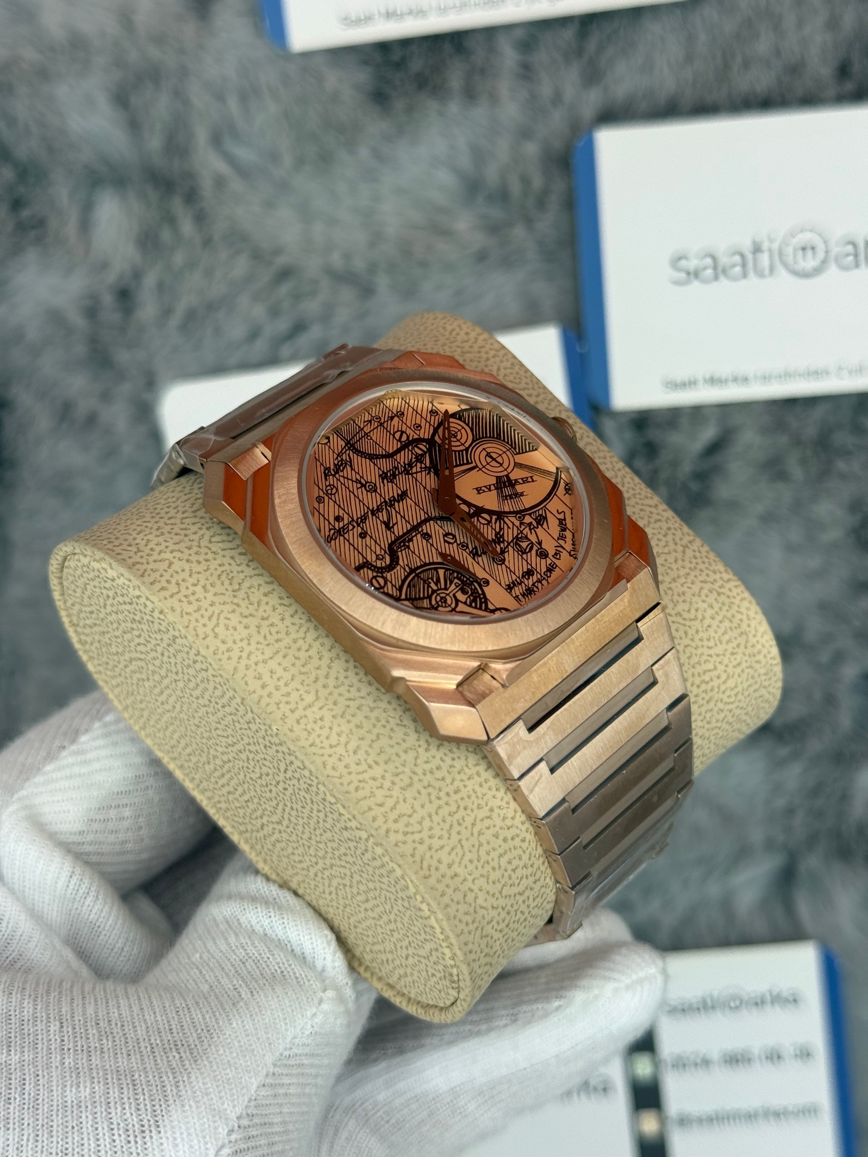 BVLGARİ octo 40mm pusula kadran rose kasa kordon erkek kol saati