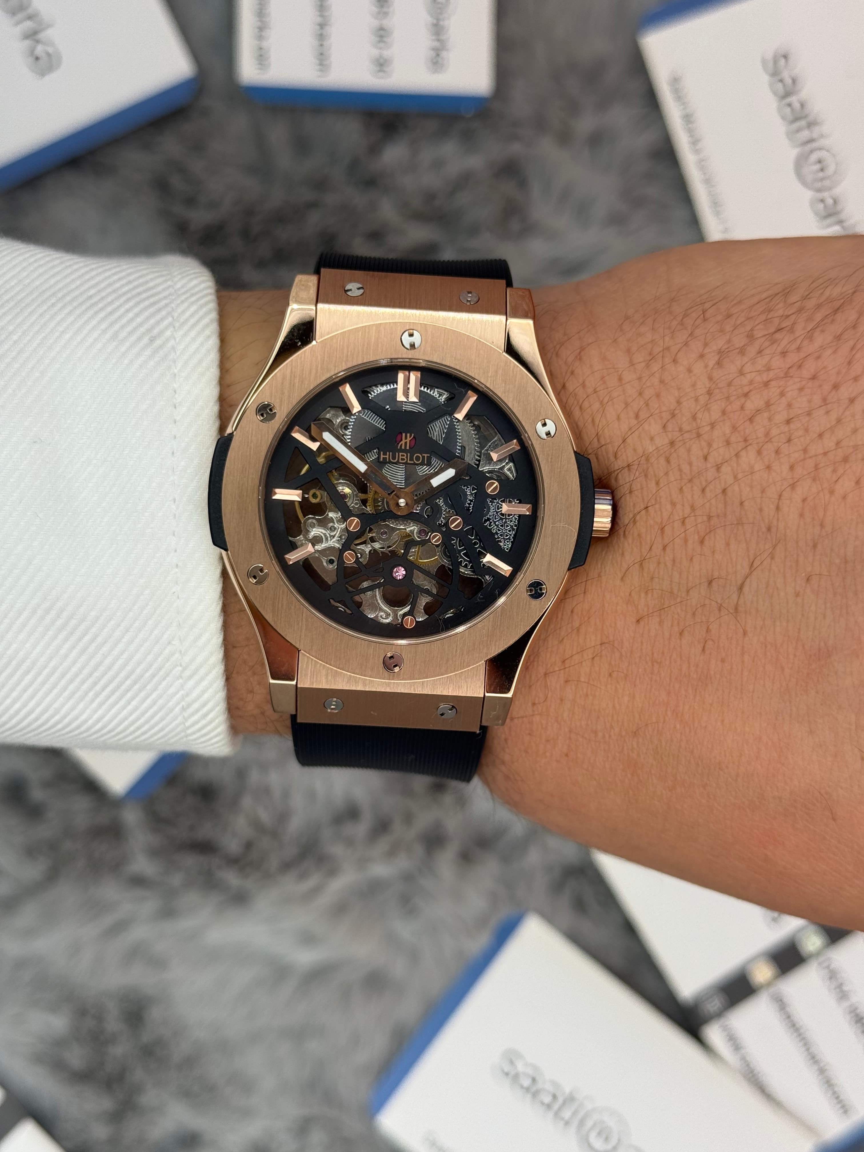 HUBLOT big bang tourbillon 41mm rose kasa siyah kauçuk kordon erkek kol saati