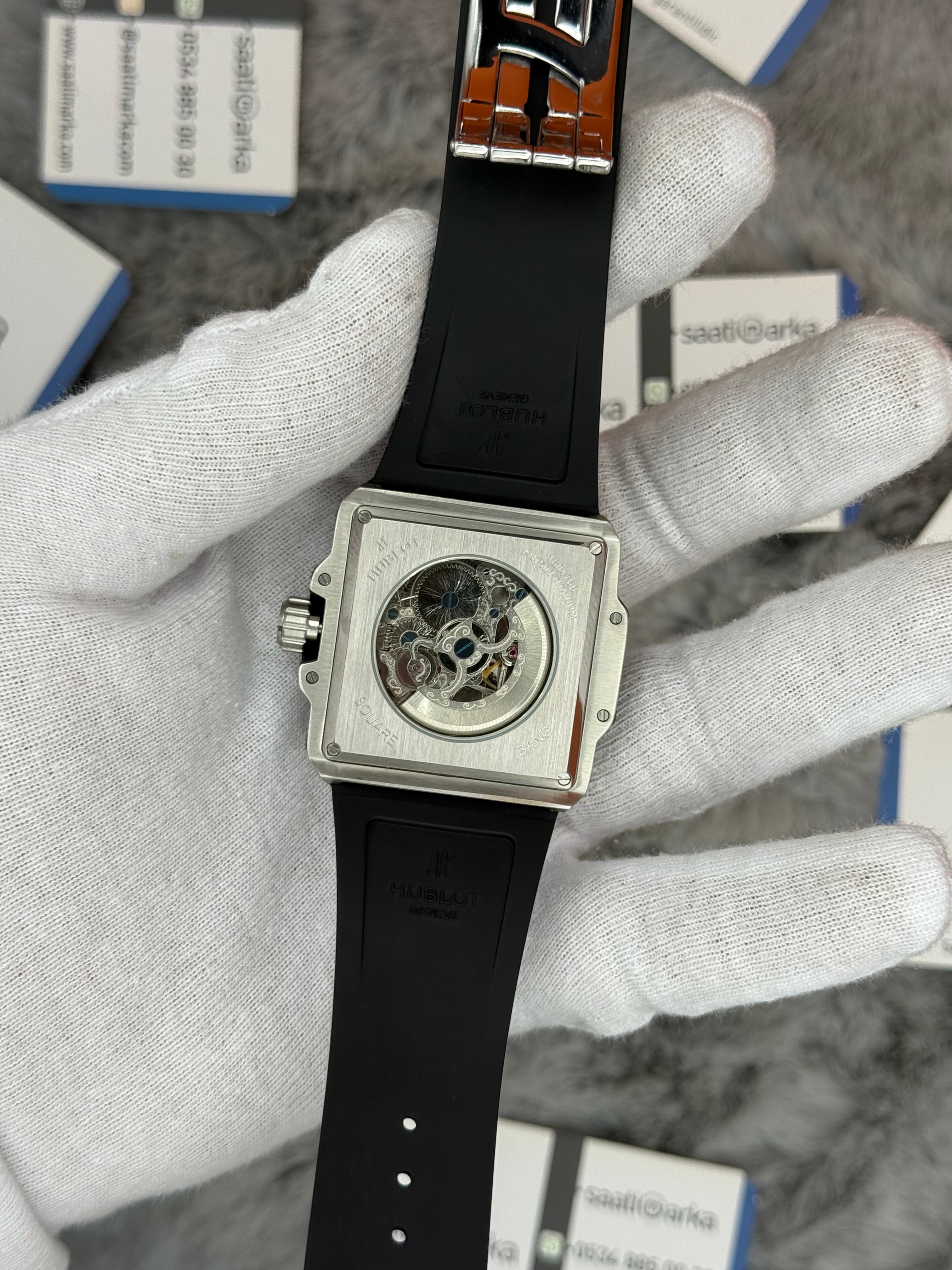HUBLOT square bang tourbillon 42mm silver kasa siyah kauçuk kordon erkek kol saati