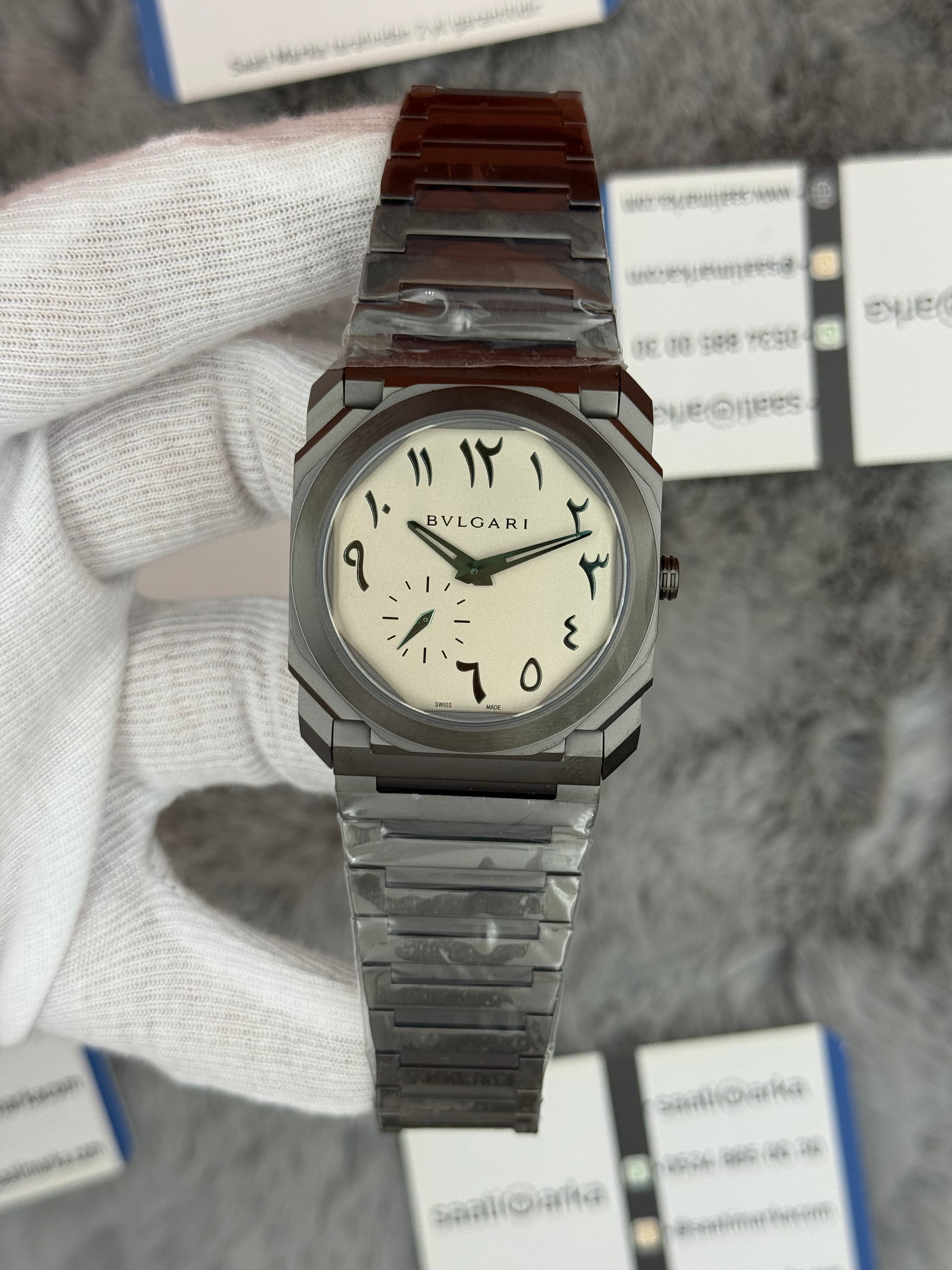 BVLGARİ octo 40mm arapça indeksli fosforlu erkek kol saati