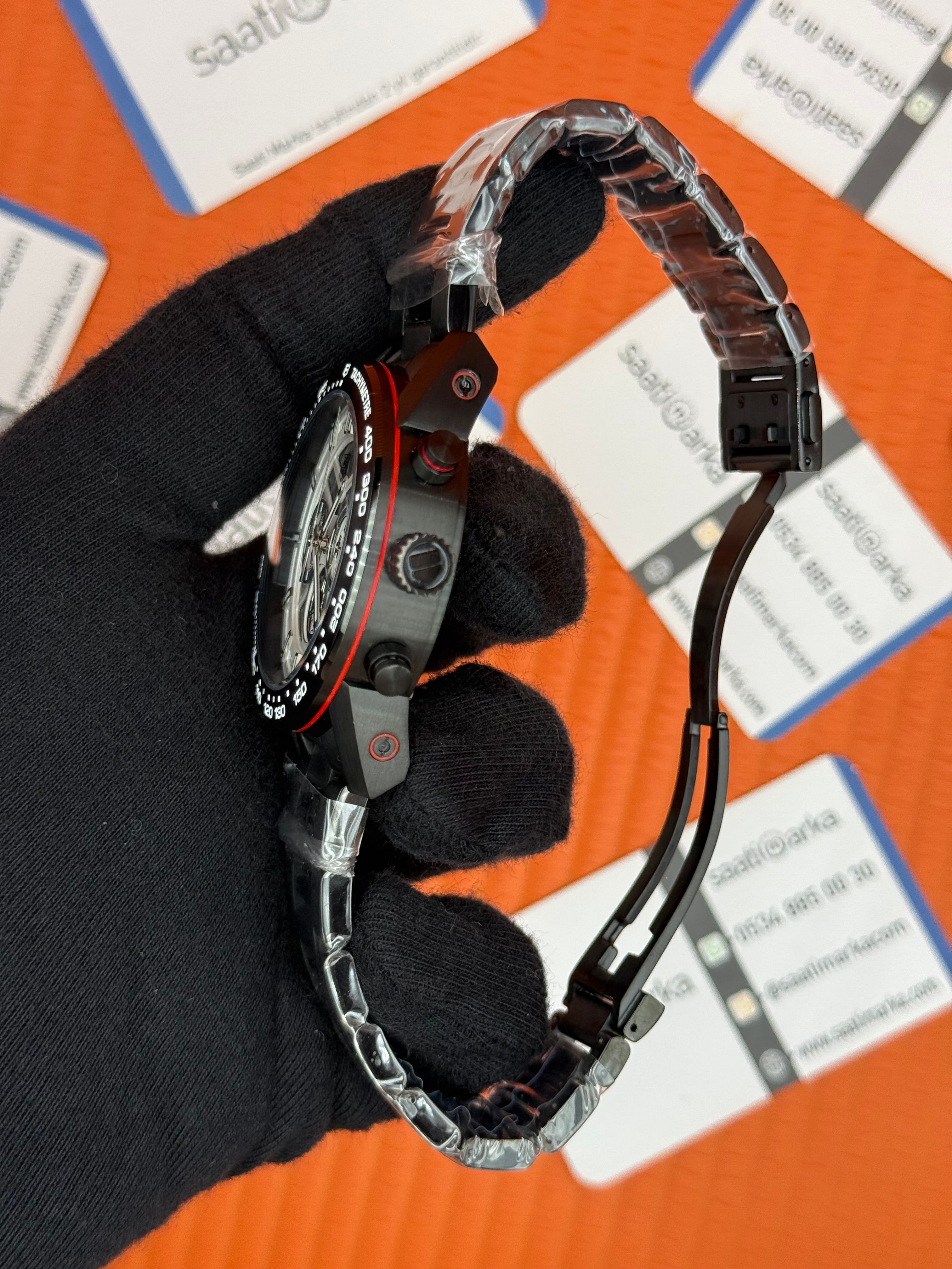 TAGHEUER CARRERA İSKELET KADRAN SİYAH KASA KORDON 
