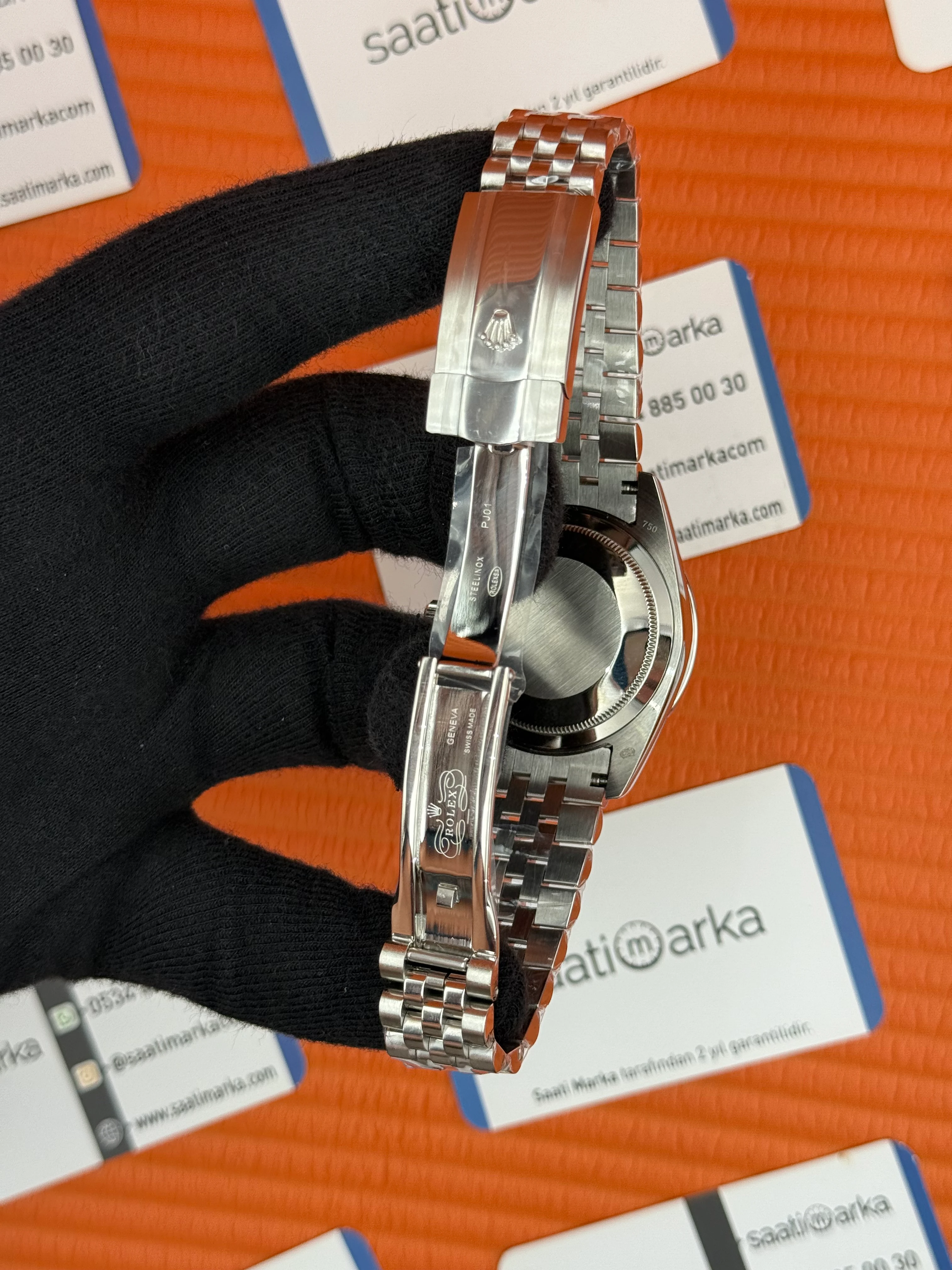 ROLEX Day Date taşlı bezel roma rakamlı beyaz kadran silver jubilee kordon