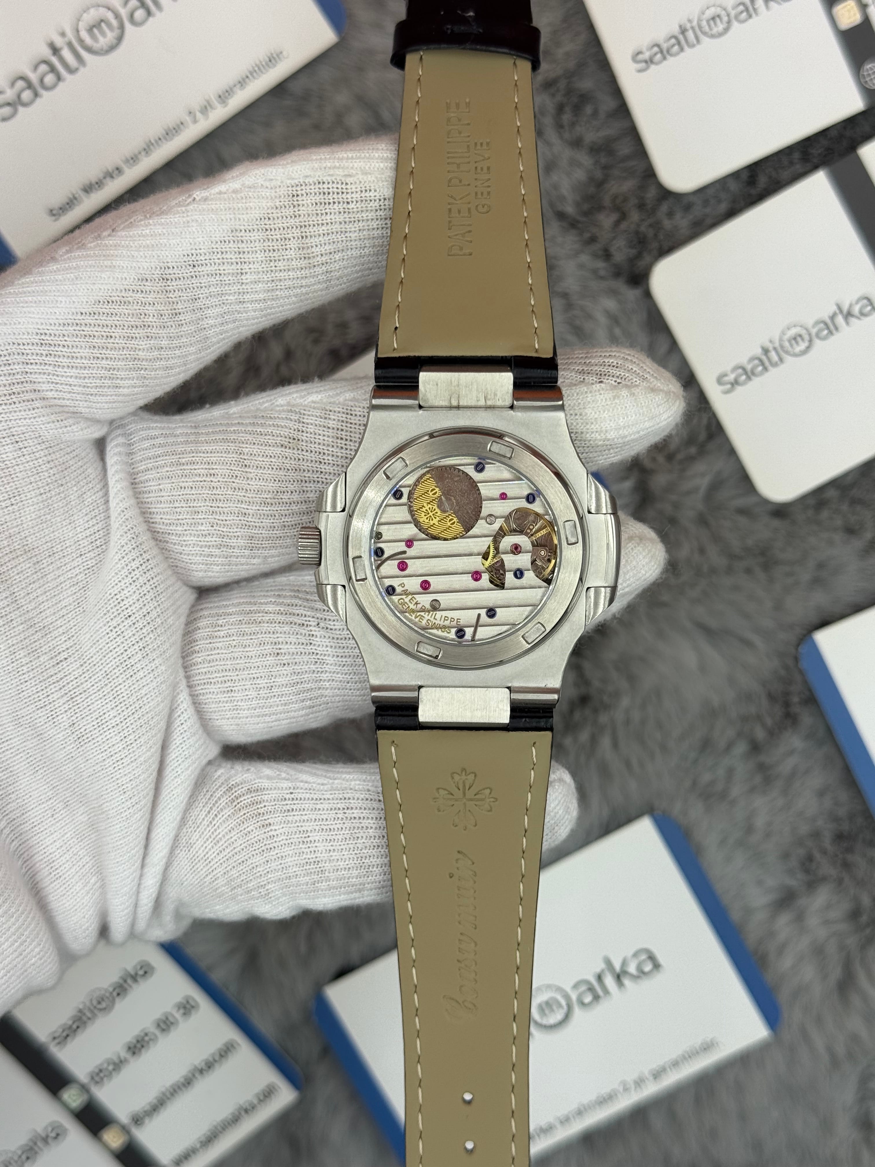 PATEK PHİLİPPE nautilus moontphase 5712 gri kadran siyah deri kordon silver kasa 40mm erkek kol saati