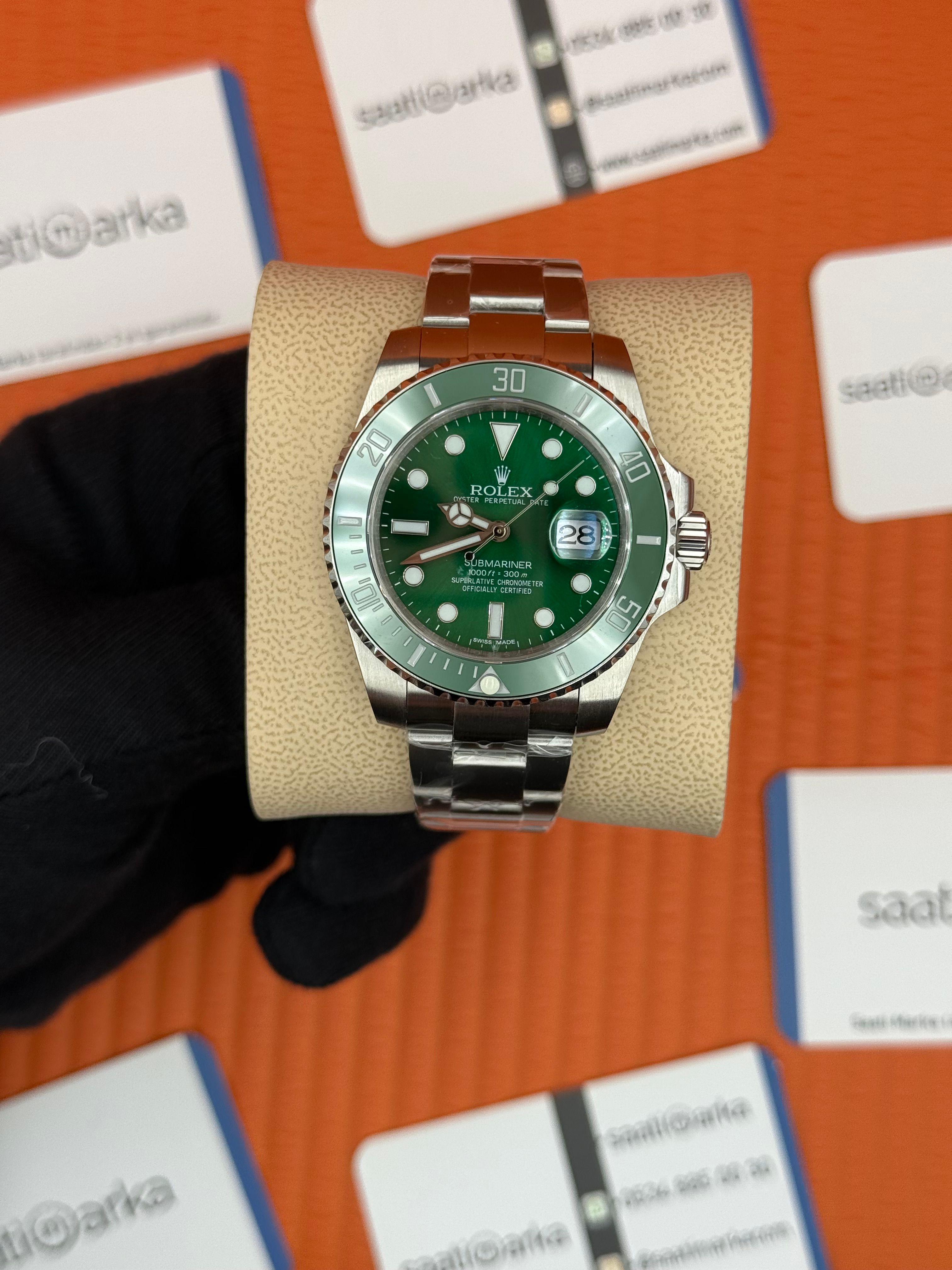ROLEX Submariner hulk oyster perpetual date