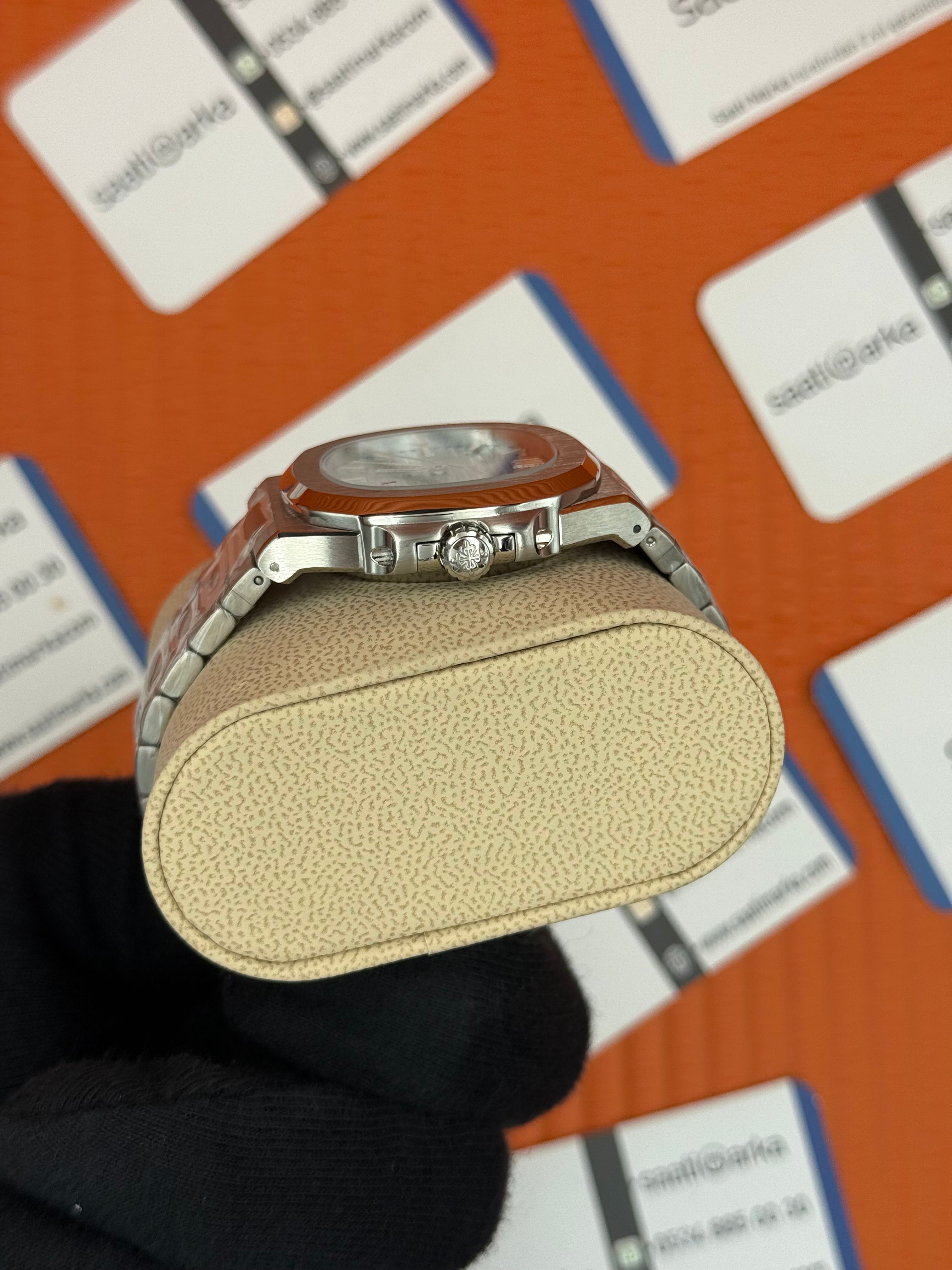 PATEK PHILIPPE NAUTİLUS BUZ MAVİSİ KADRAN SİLVER KASA-KORDON 
