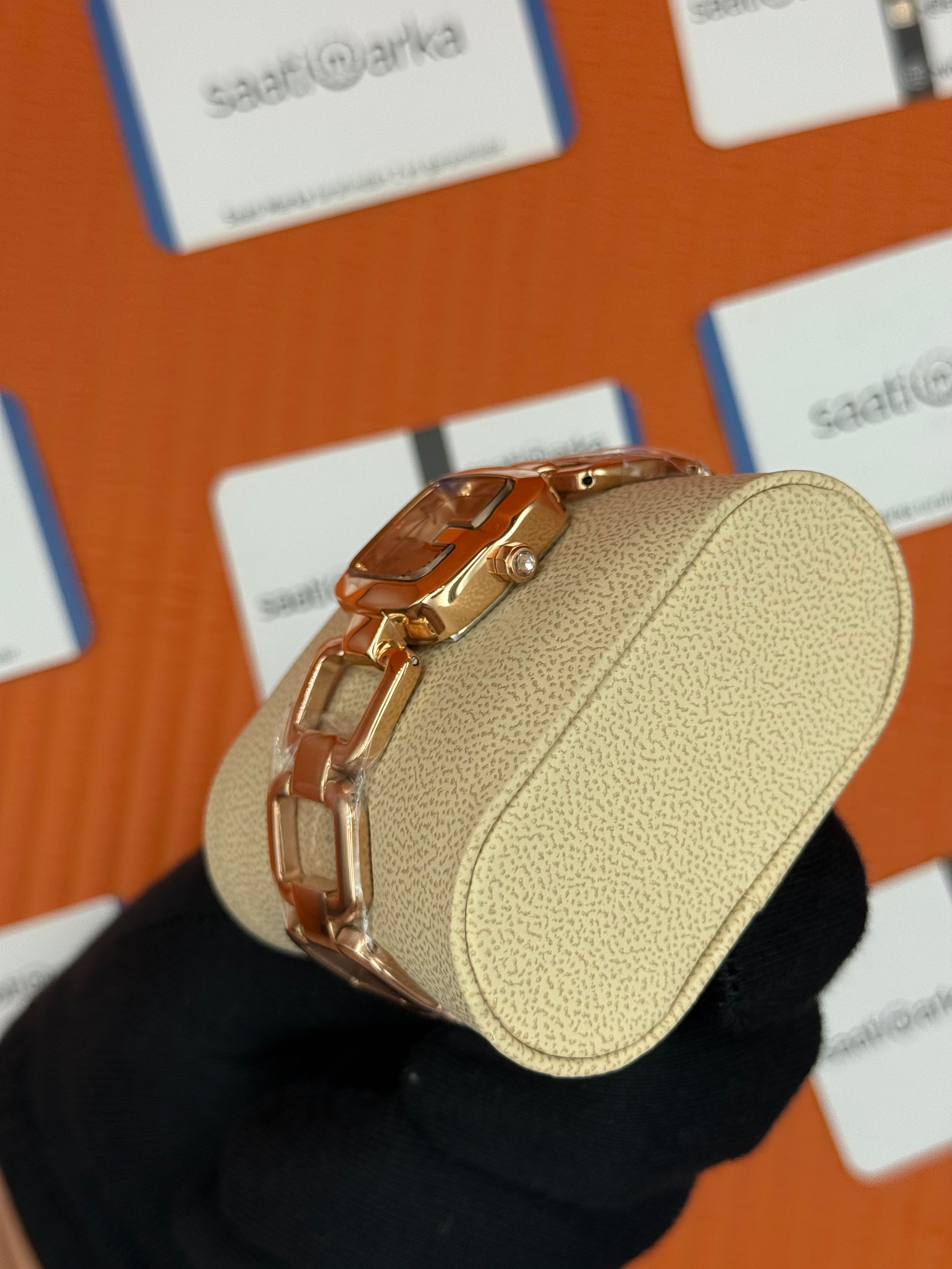 GUCCI YA125511 rose kasa kordon gri kadran
