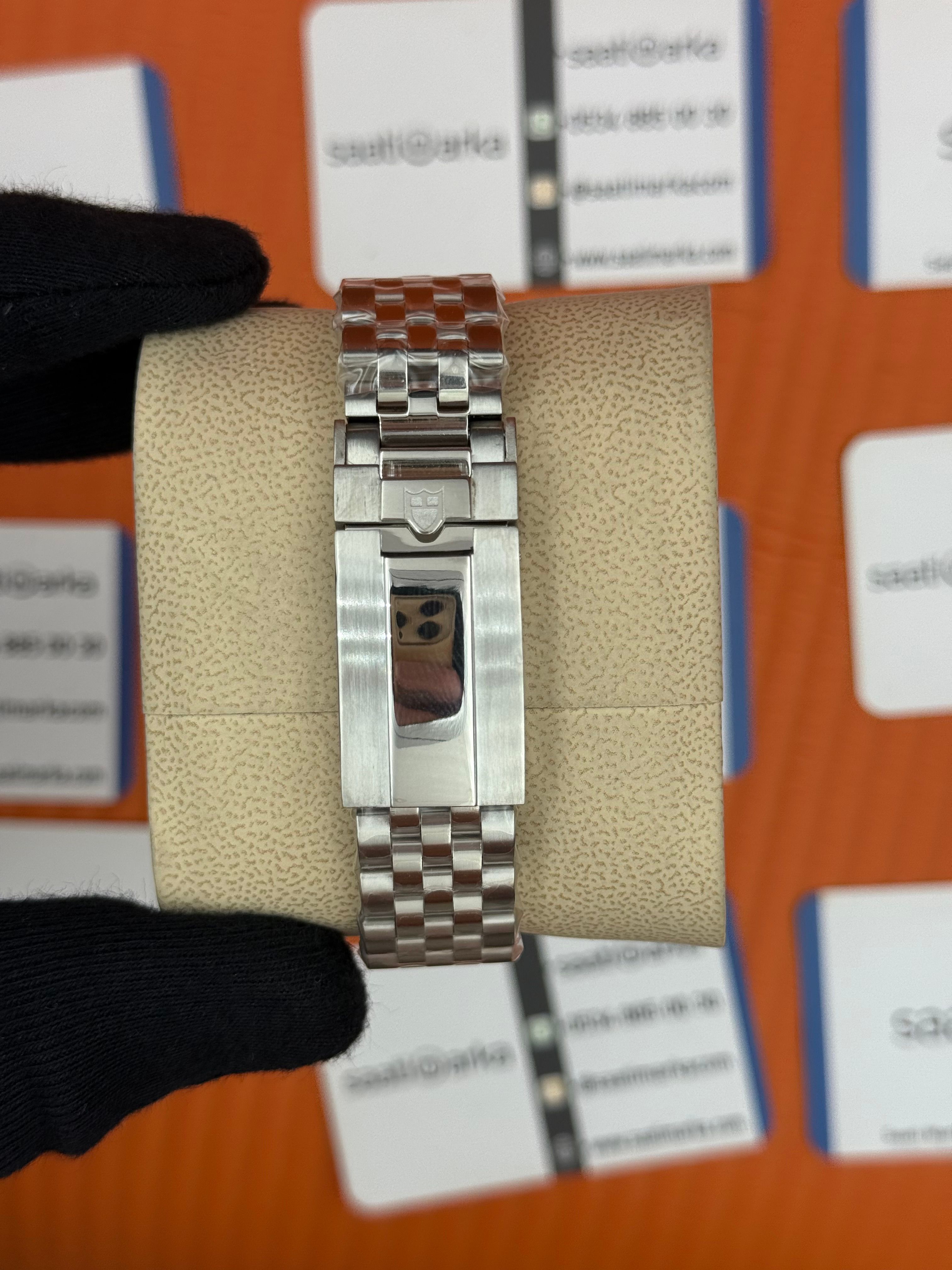 TUDOR black bay beyaz kadran silver jubilee kordon 41mm erkek kol saati