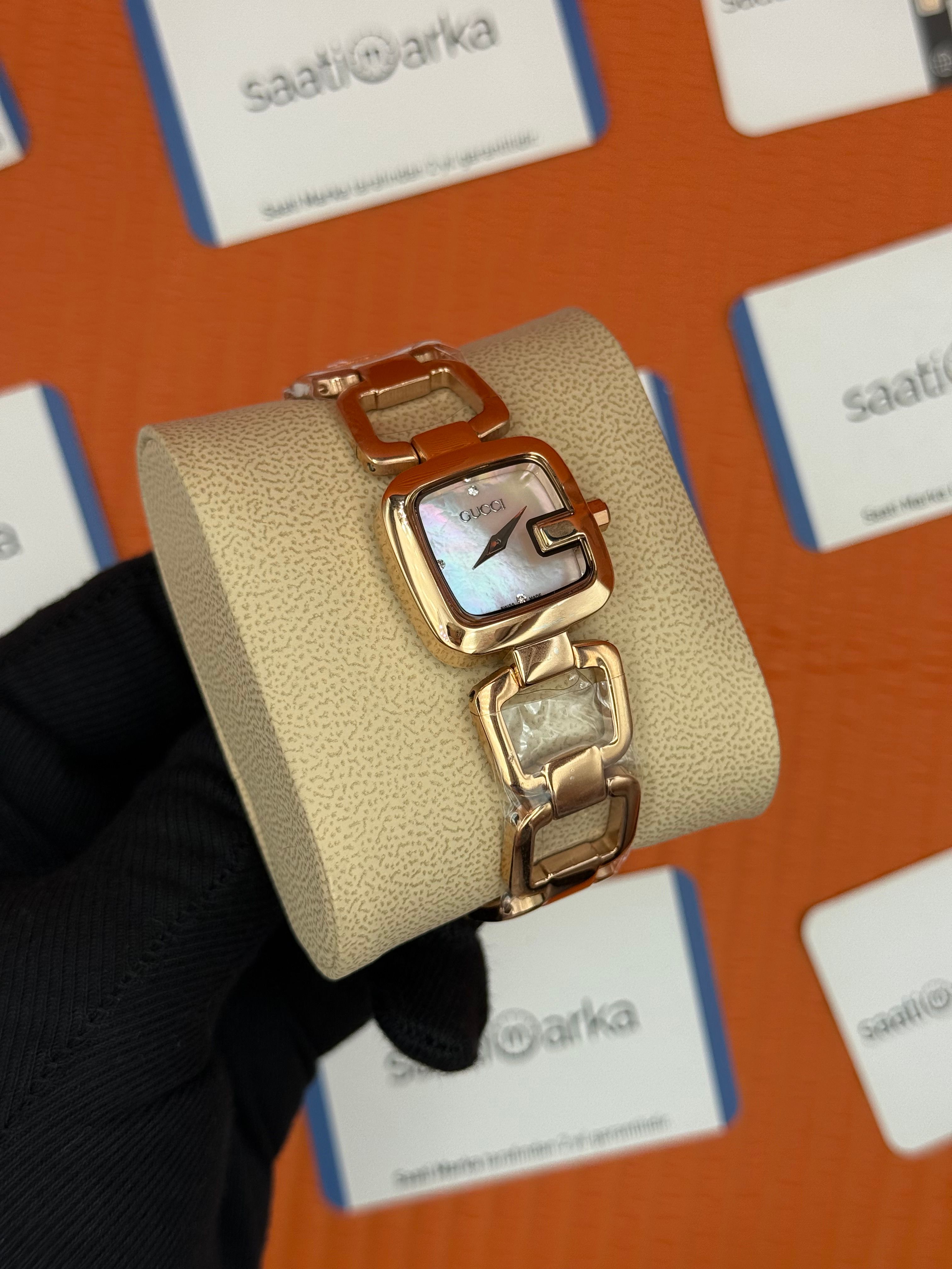 GUCCI YA125513 sedefli kadran rose kasa kordon kadın kol saati