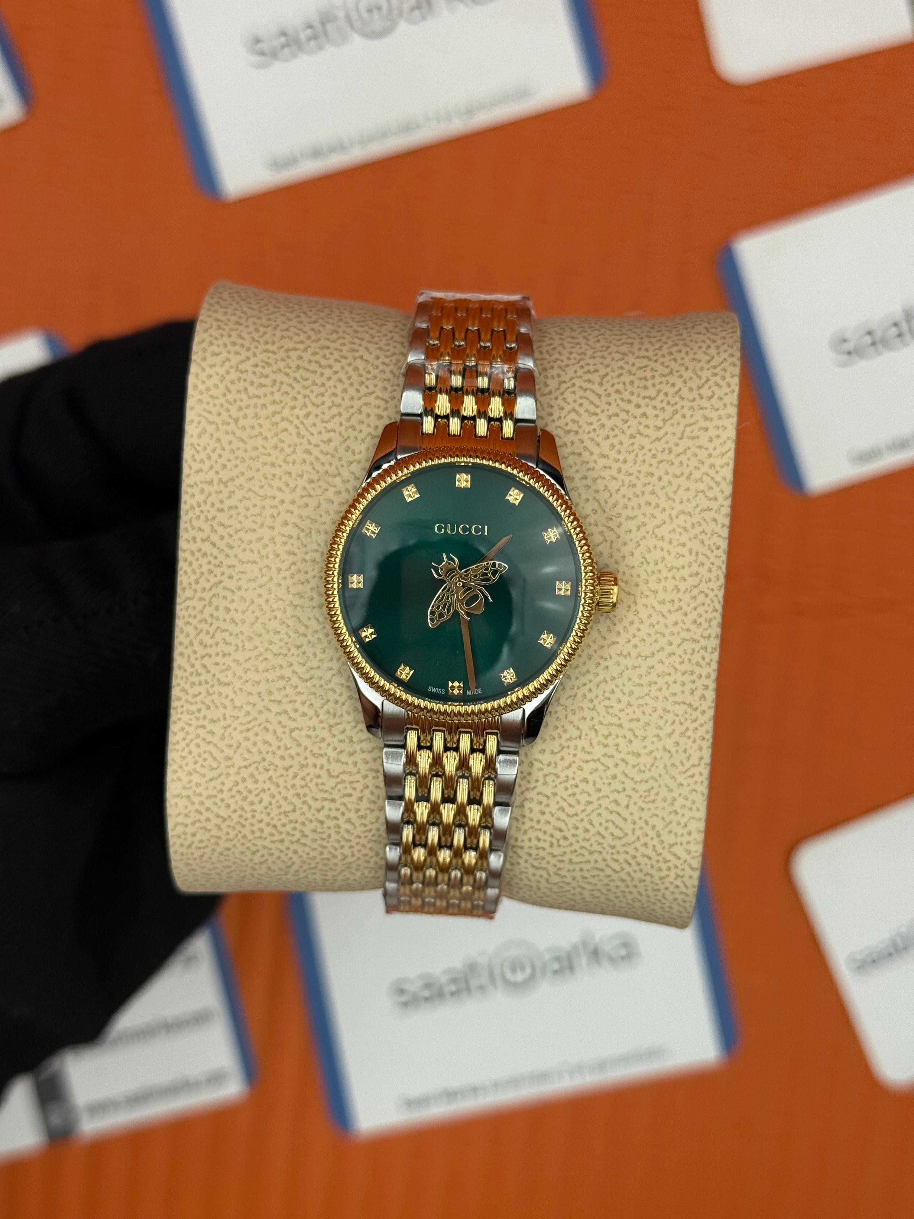 GUCCI yeşil kadran gold silver kasa kordon kadın kol saati
