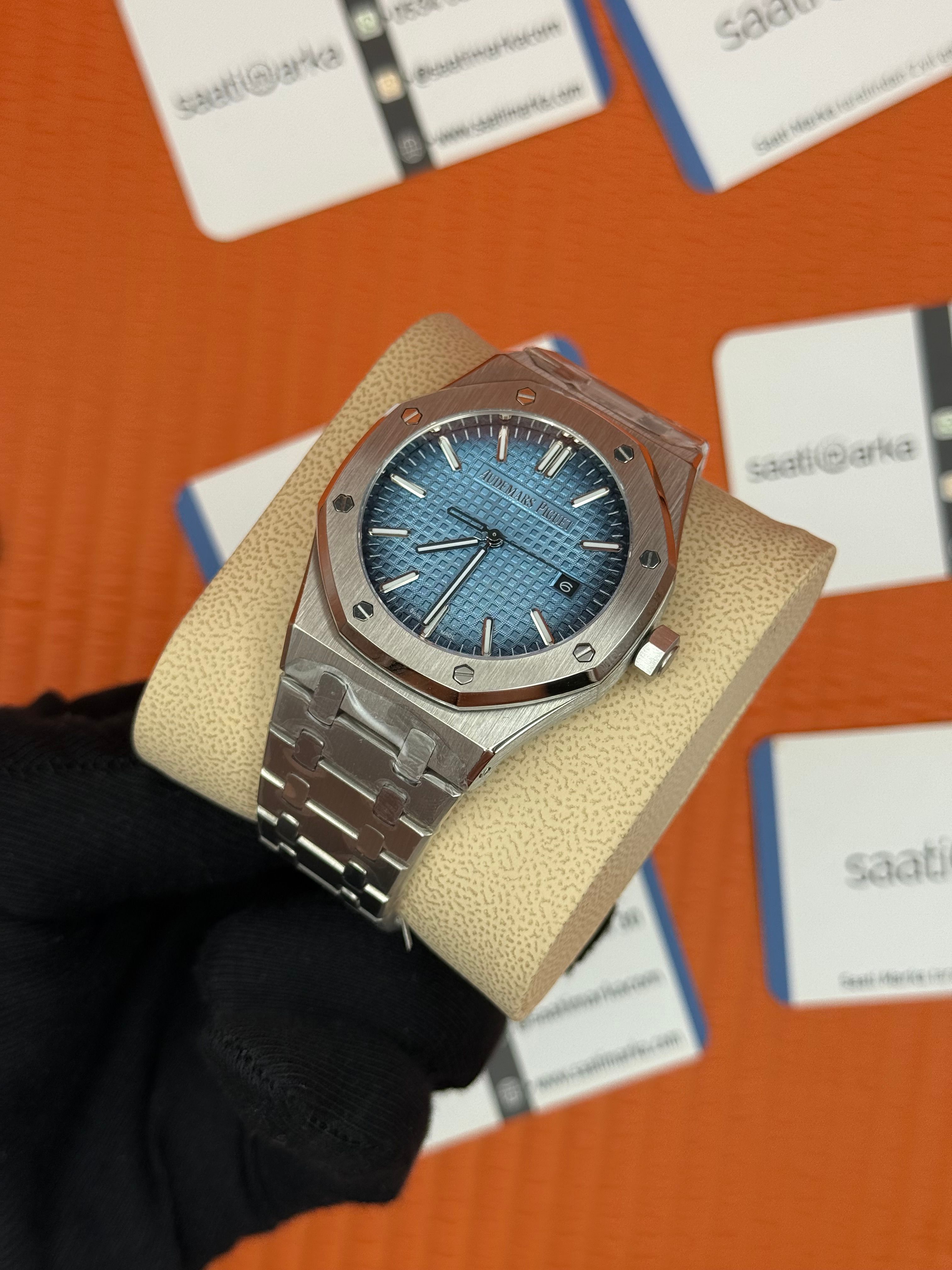 AUDEMARS PİGUET BUZ MAVİSİ KADRAN SİLVER KASA KORDON AUTOMATİK MEKANİZMA 