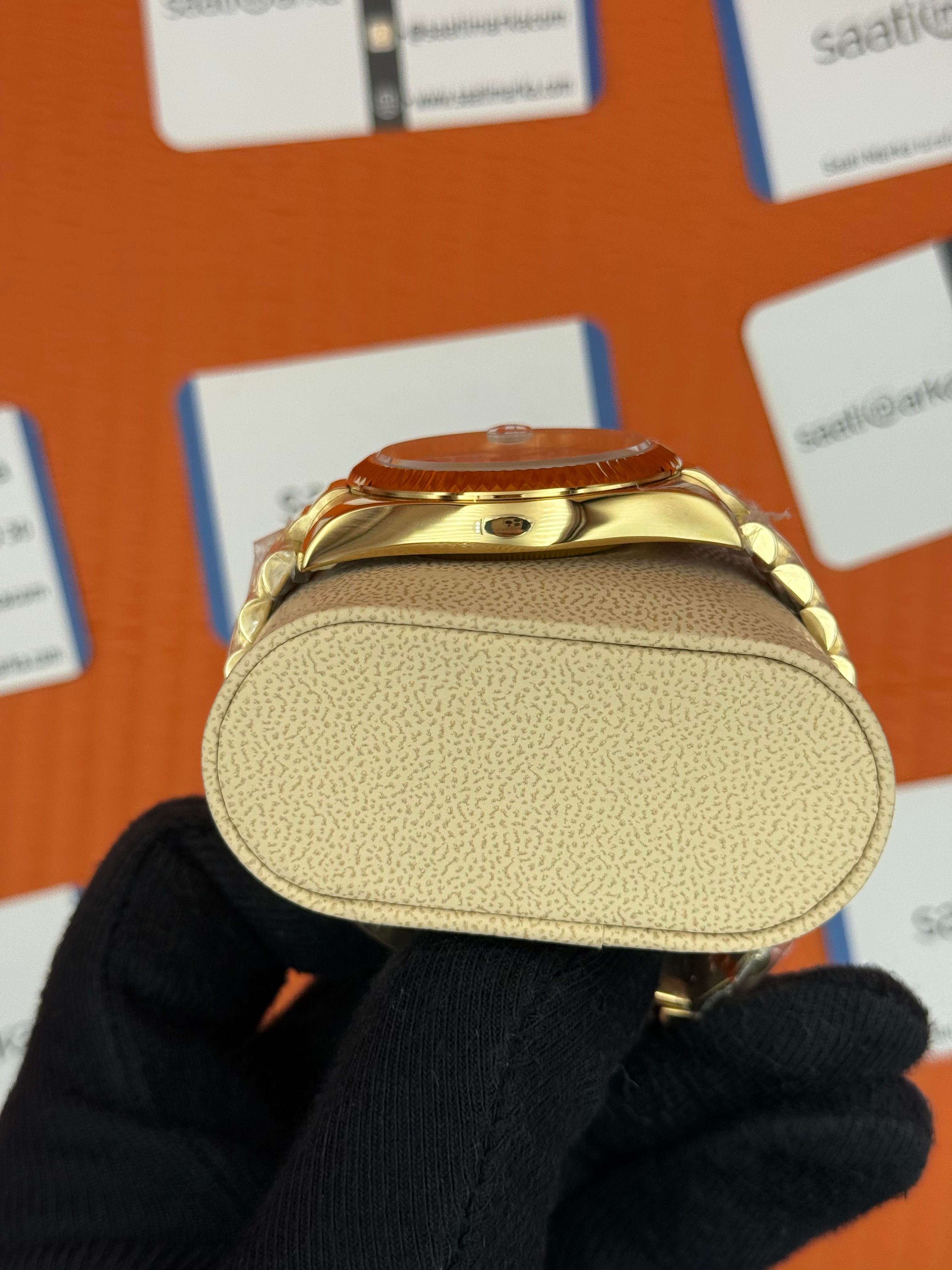 ROLEX Day Date arapça rakamlı buz mavisi kadran gold president kordon
