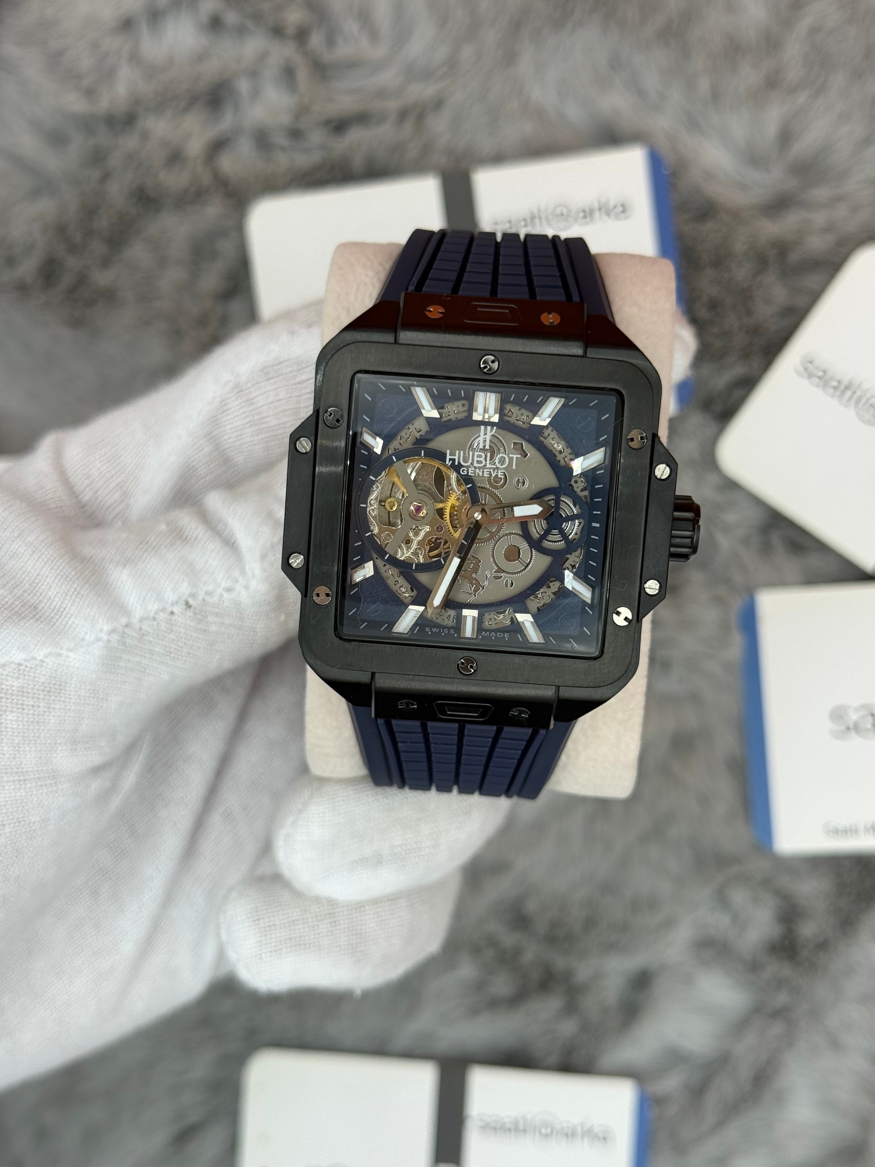 HUBLOT square bang tourbillon 42mm siyah kasa lacivert kasa erkek kol saati
