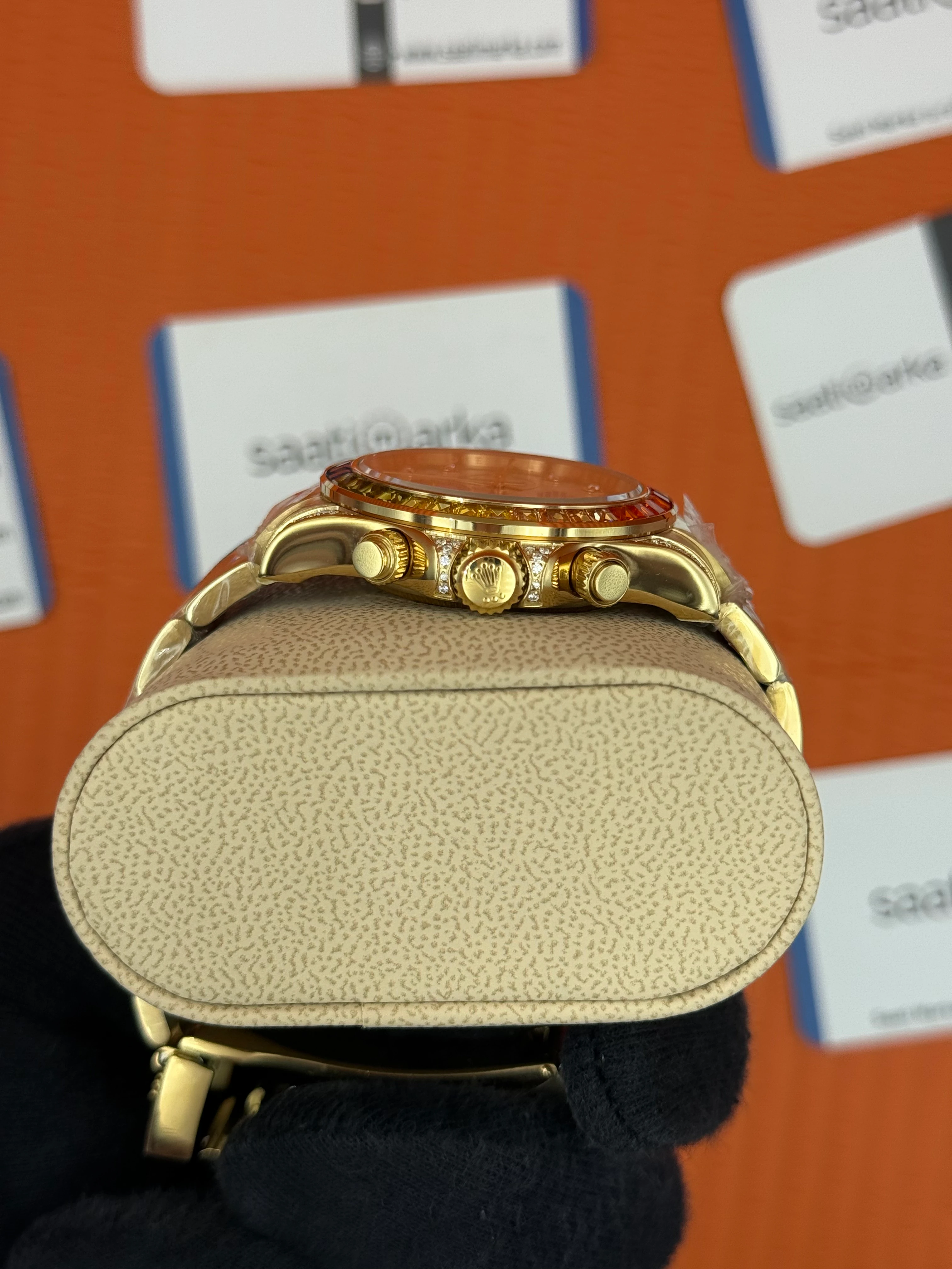 ROLEX Daytona rainbow white dial gold kasa-kordon