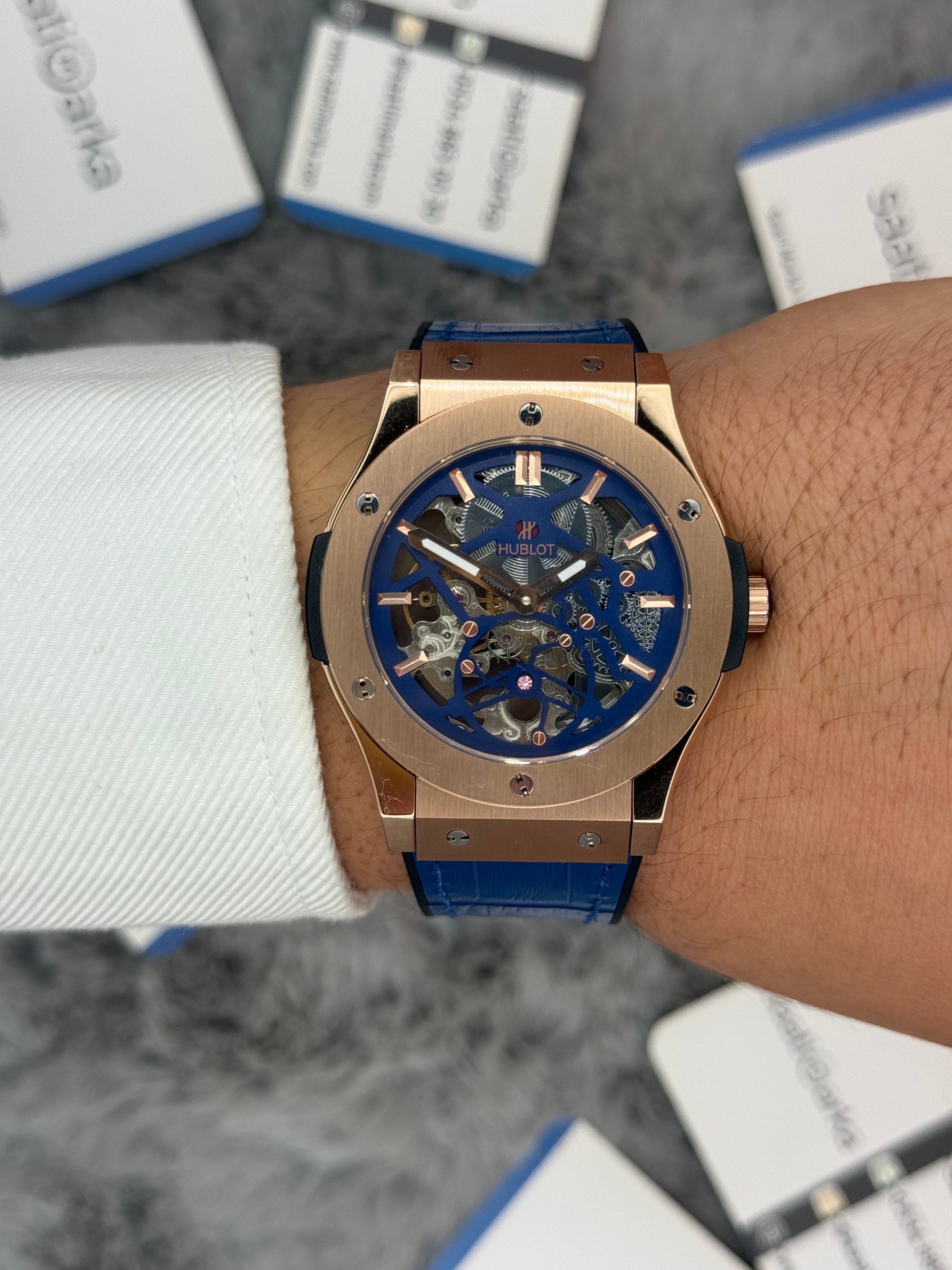 HUBLOT big bang tourbillon 41mm rose kasa mavi deri kordon erkek kol saati