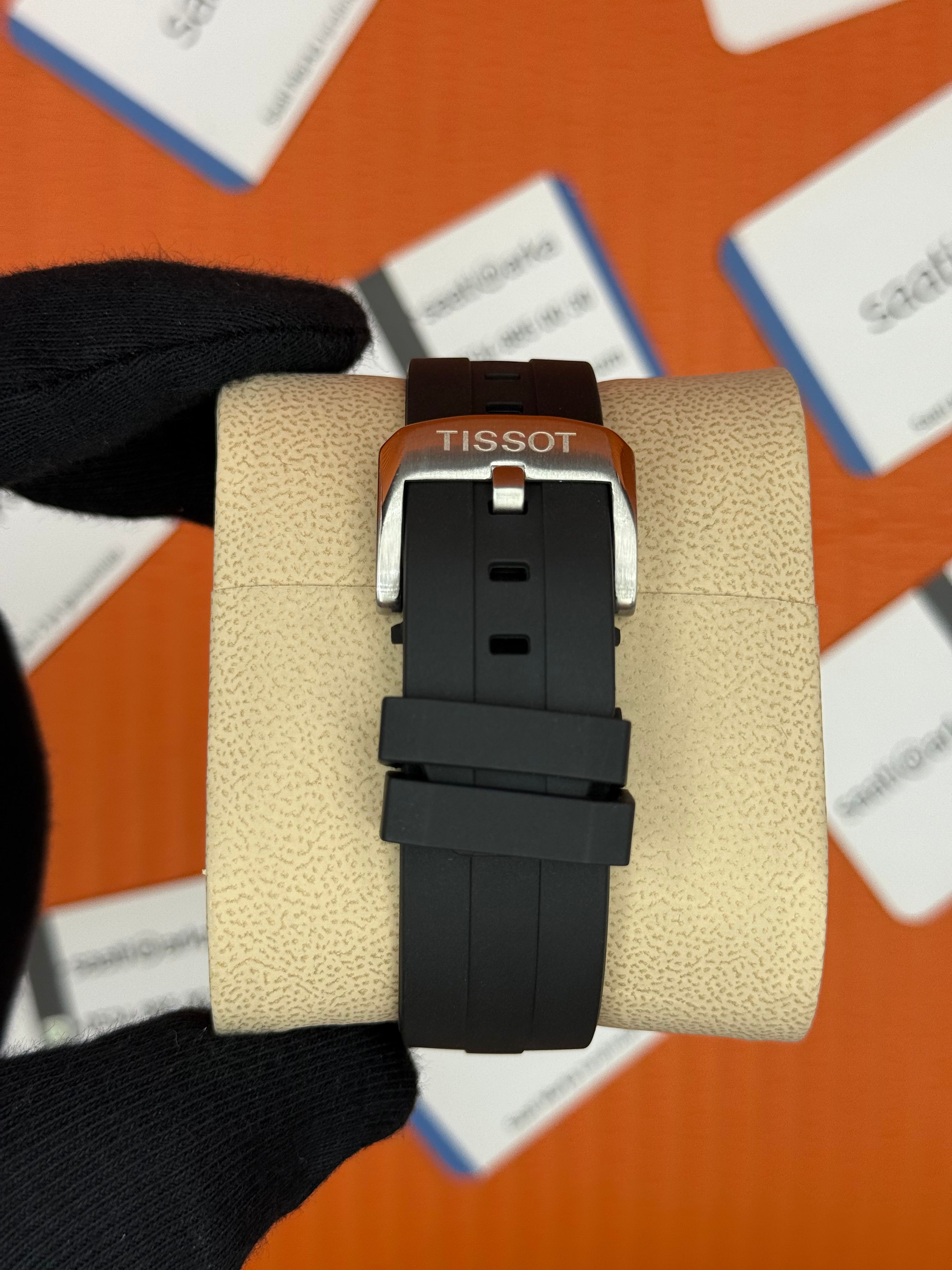 TISSOT siyah kauçuk kordon yeşil kadran silver kasa erkek kol saati