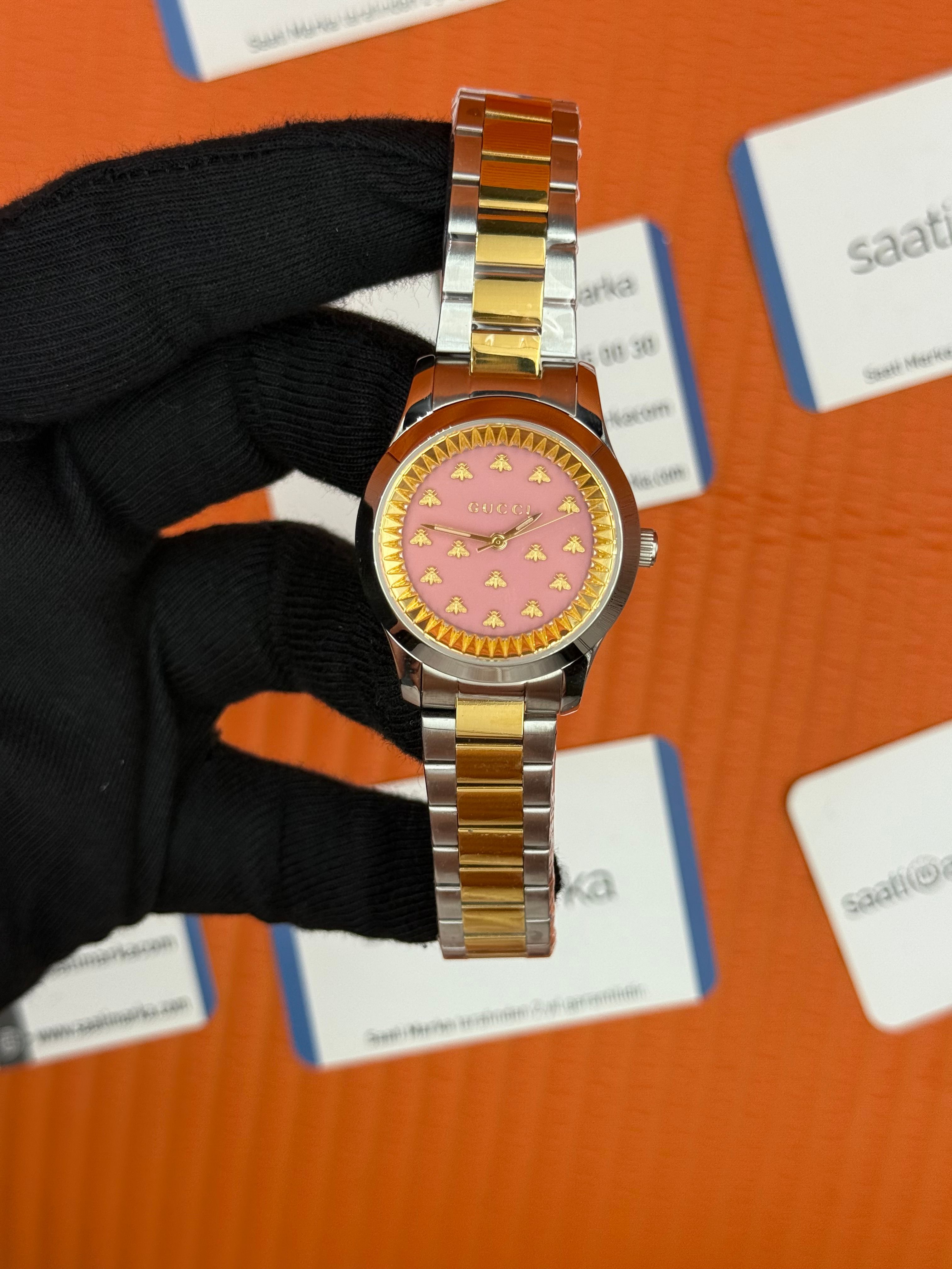 GUCCI pembe kadran gold silver kasa-kordon kadın kol saati