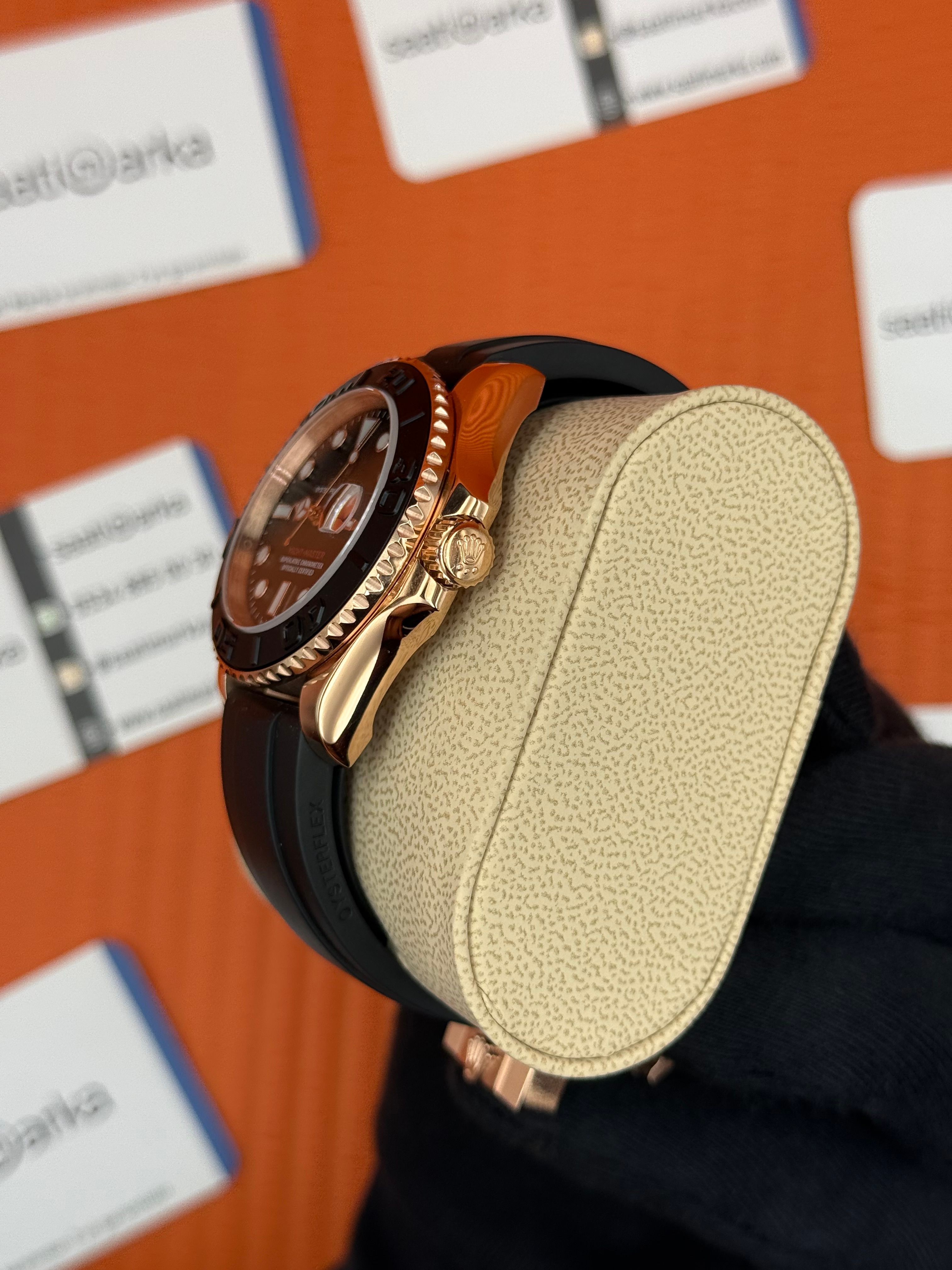 ROLEX Yacht Master black dial siyah kauçuk kordon