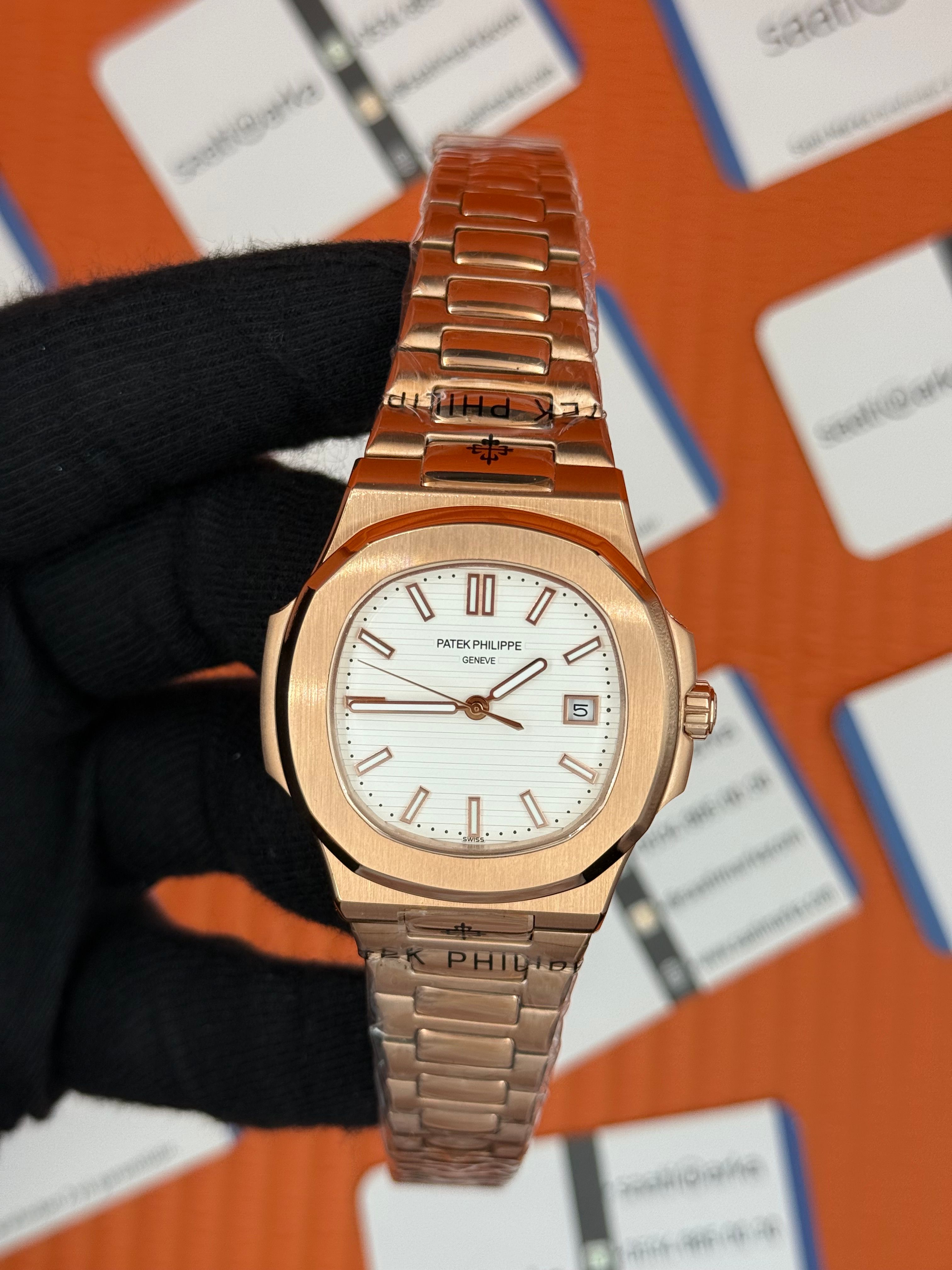 PATEK PHILIPPE nautilus beyaz kadran rose kasa-kordon