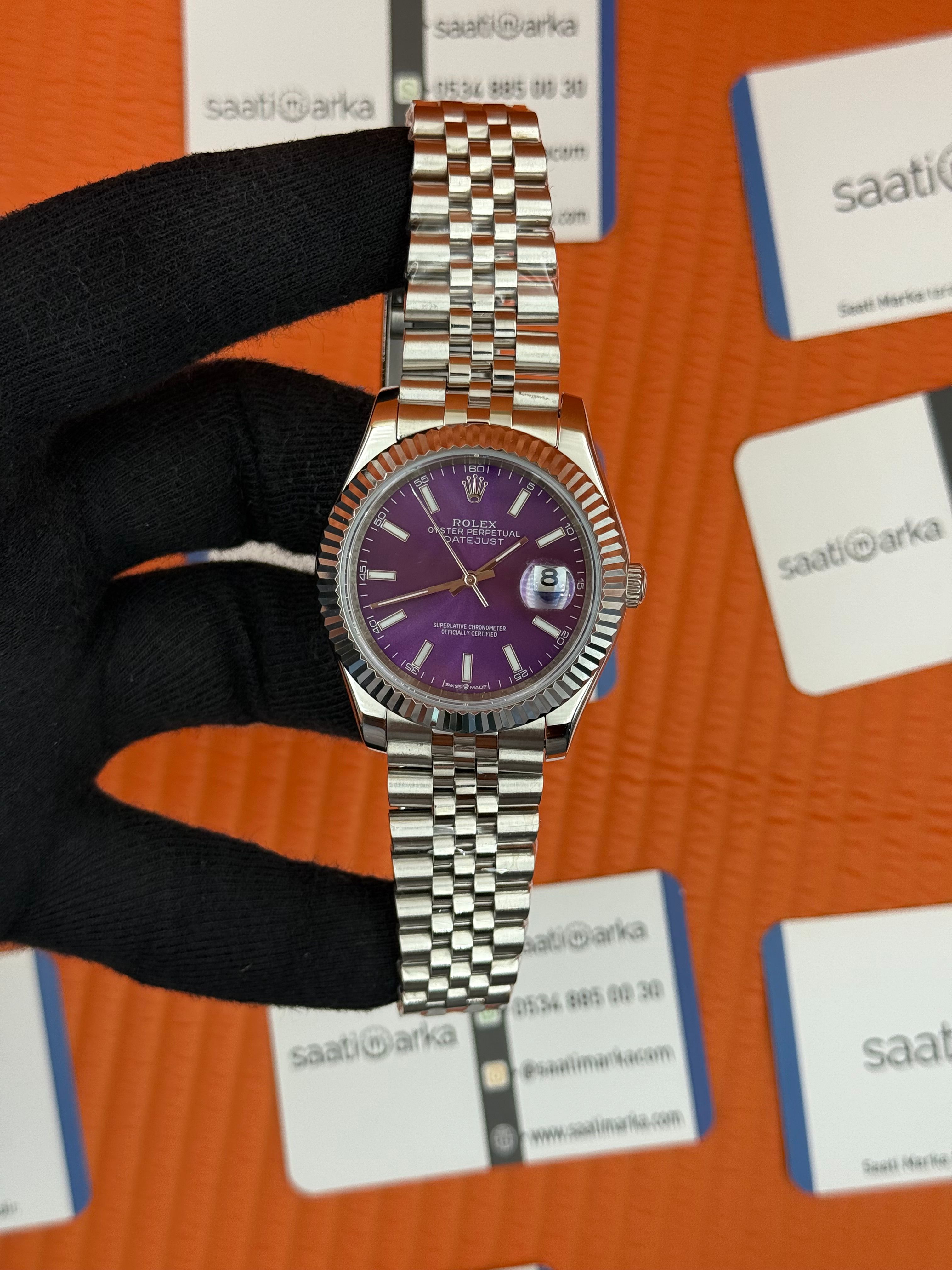 ROLEX Datejust  cherry dial silver jubile kordon