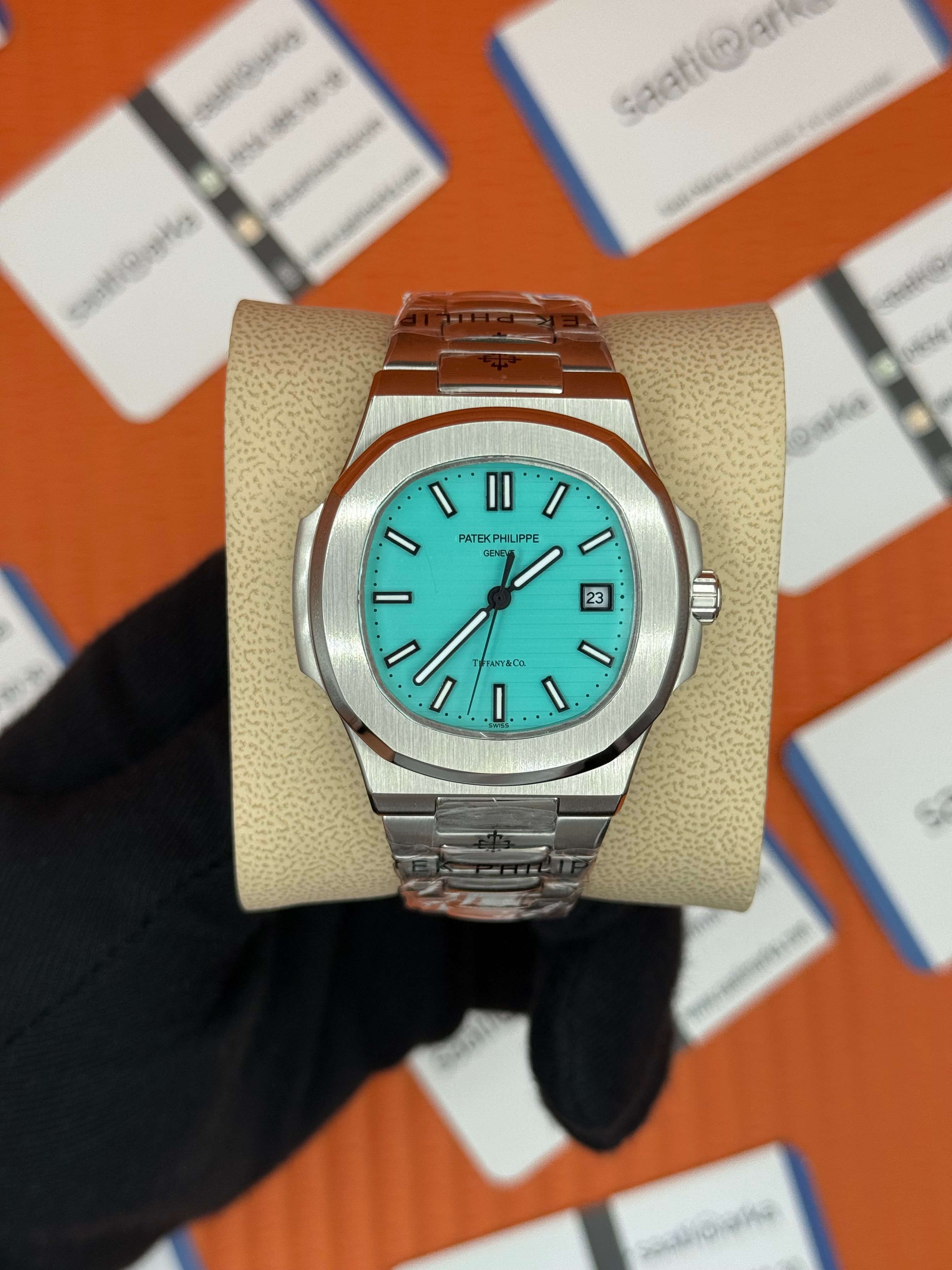 PATEK PHILIPPE NAUTİLUS TİFANYY DİAL SİLVER KASA-KORDON