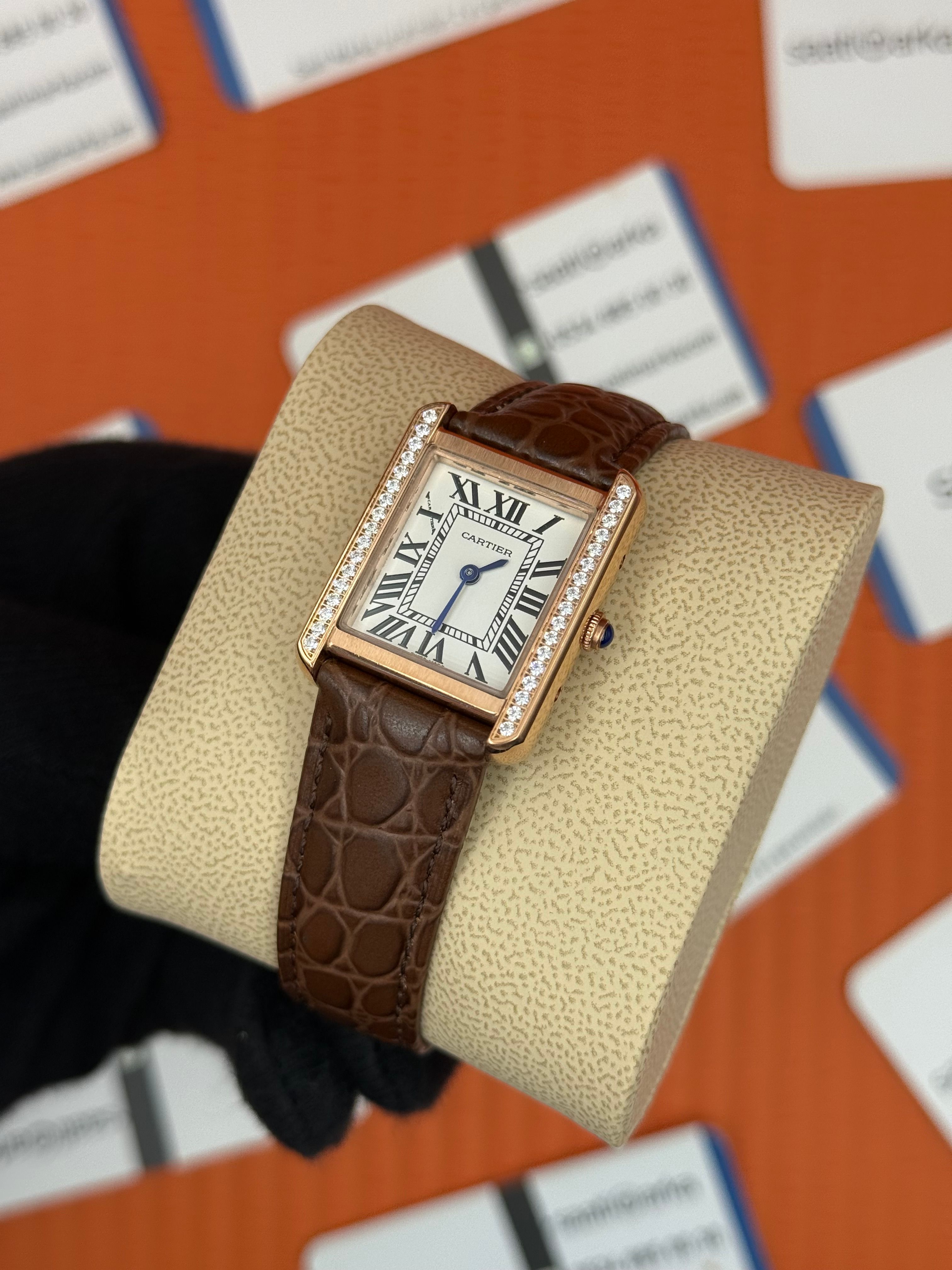 CARTIER Tank 29mm kadın kol saati rose kasa taşlı bezel kahverengi deri kordon