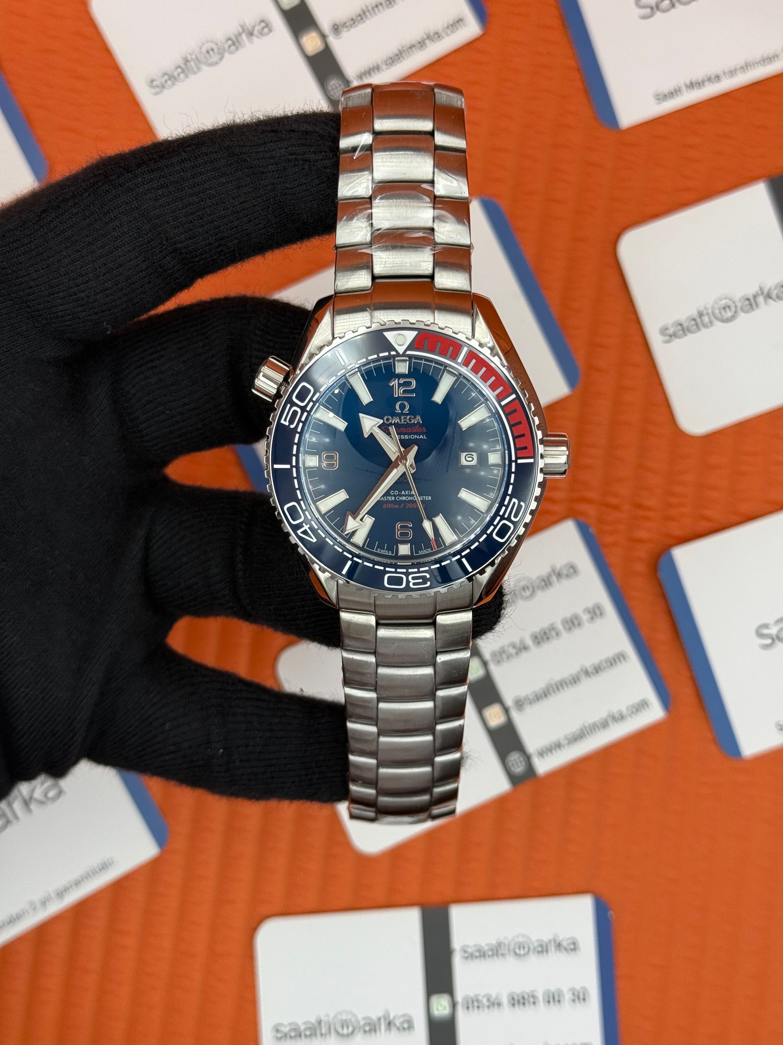 OMEGA SEMASTER CHRONOMETER 600M KIRMIZI LACİVERT BEZEL SİLVER KASA KORDON 