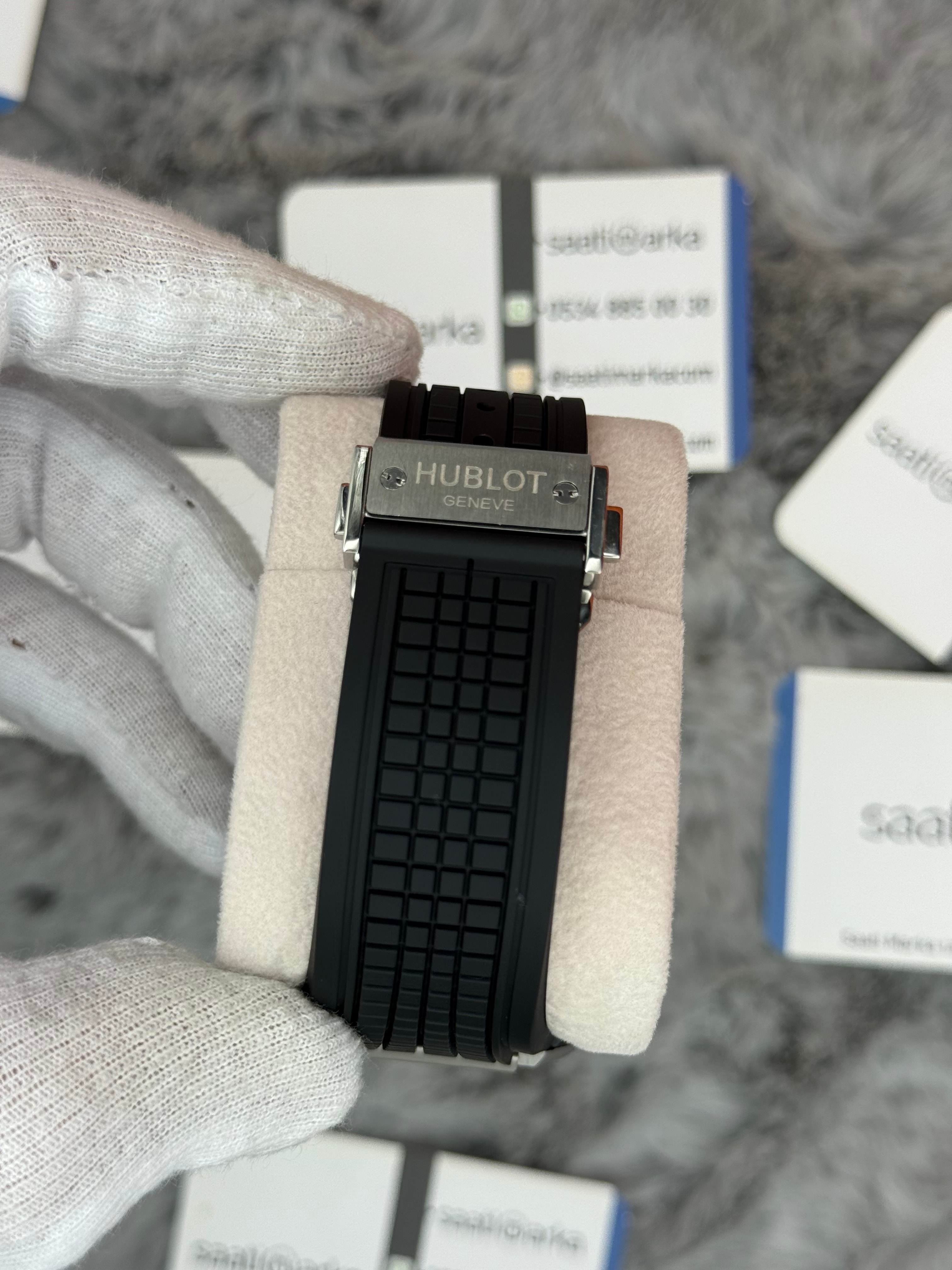 HUBLOT square bang tourbillon 42mm silver kasa siyah kauçuk kordon erkek kol saati