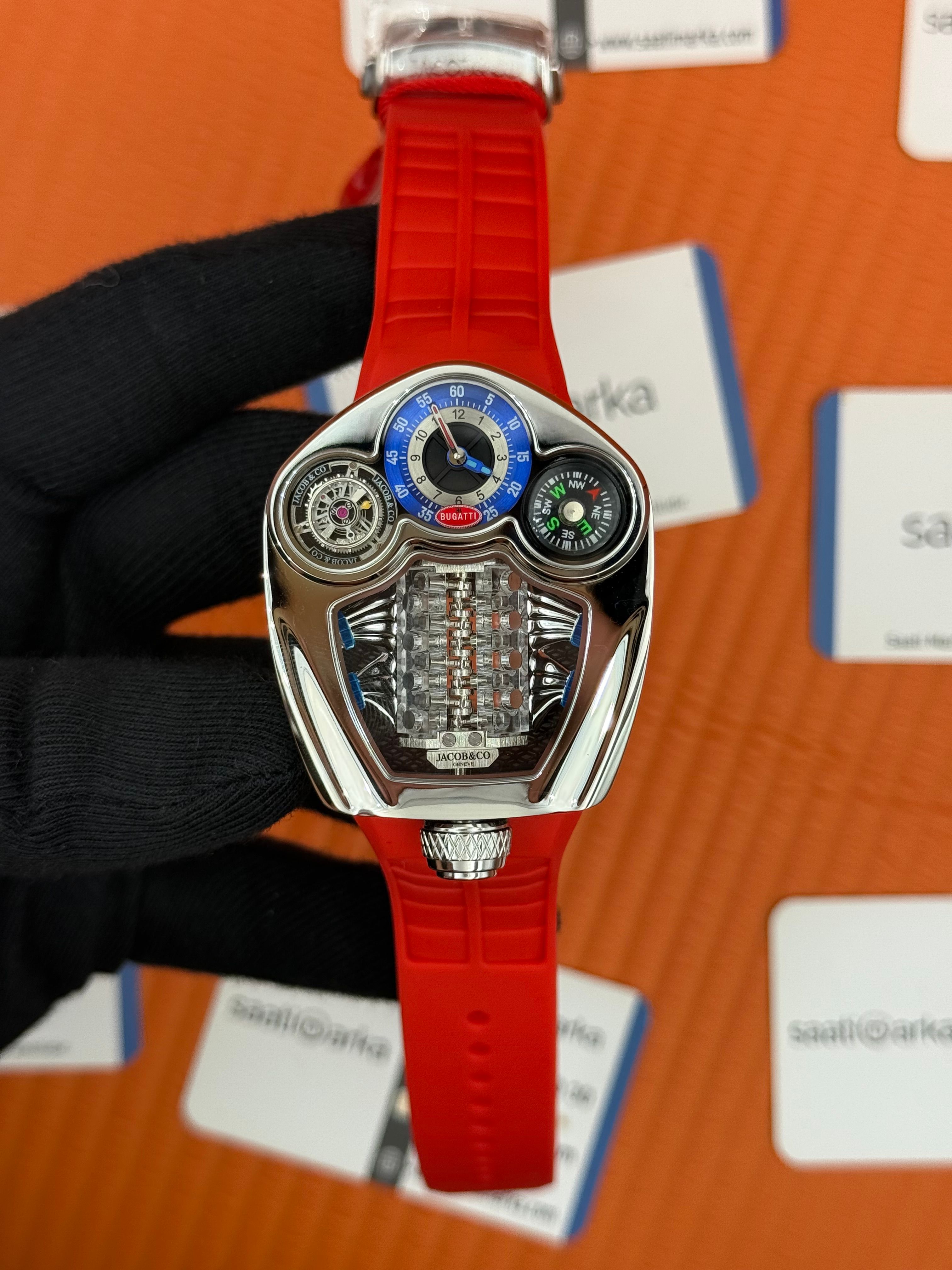 JACOB&CO BUGATTI turbllon kadran kırmızı kauçuk kordon silver kasa 