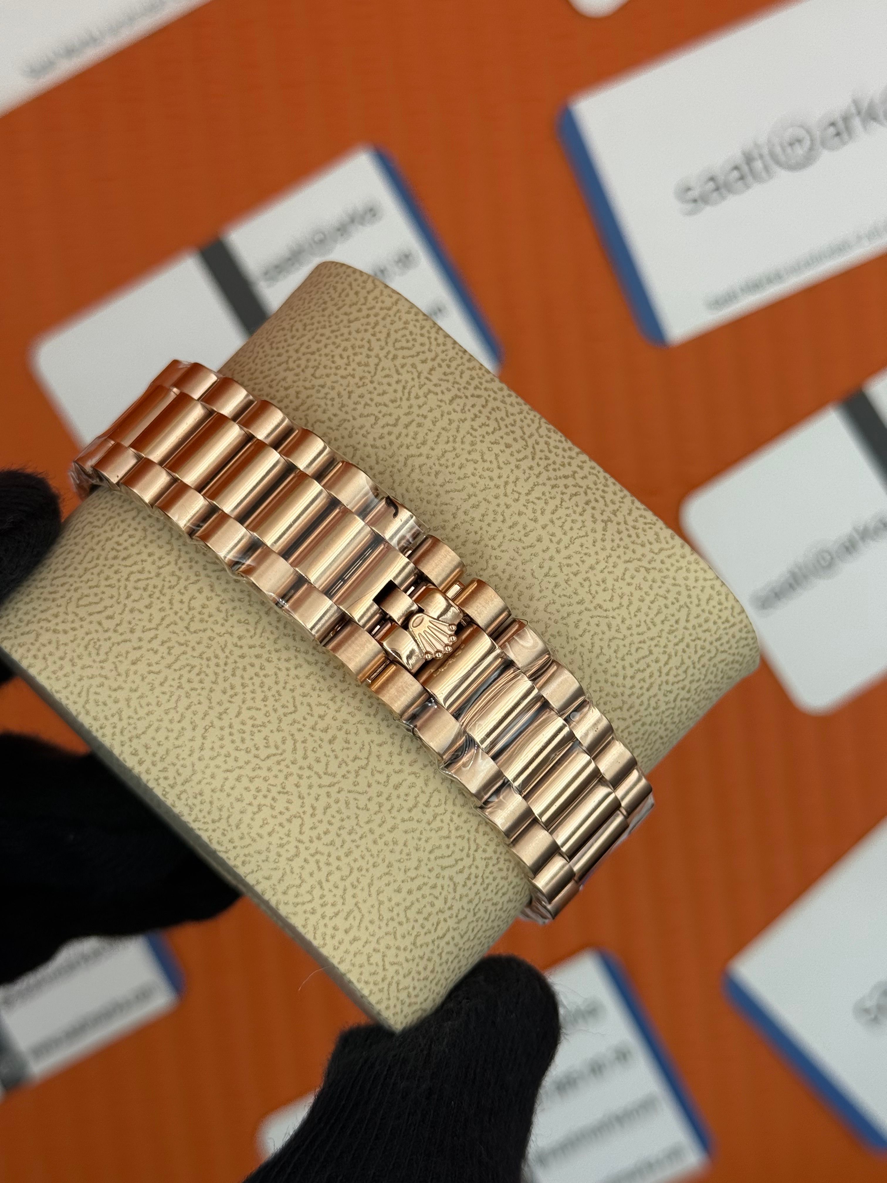 ROLEX Day Date taşlı bezel roma rakamlı gri kadran rose kasa-kordon oyster