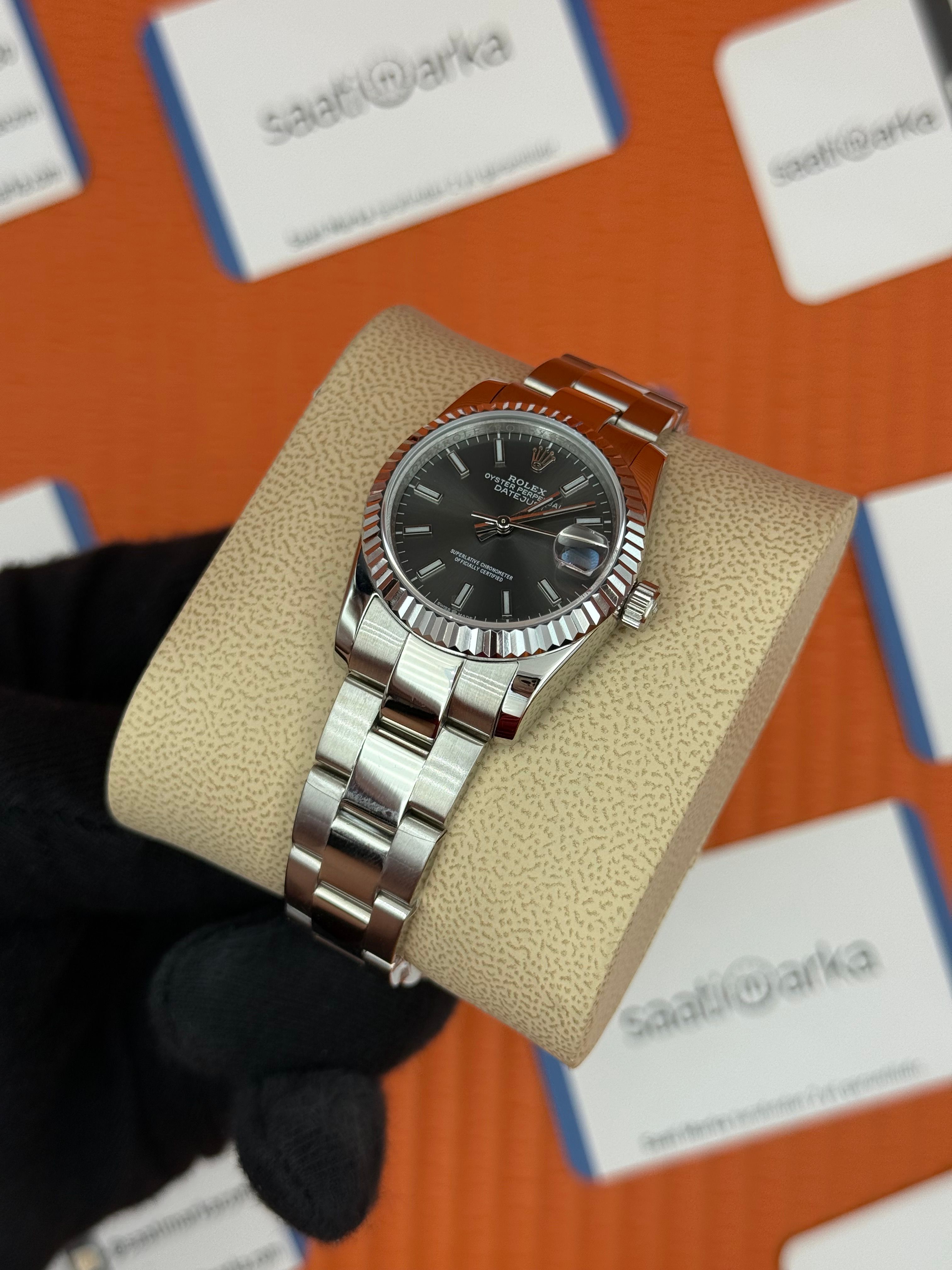 ROLEX datejust 31mm gri kadran  silver oyster kordon 