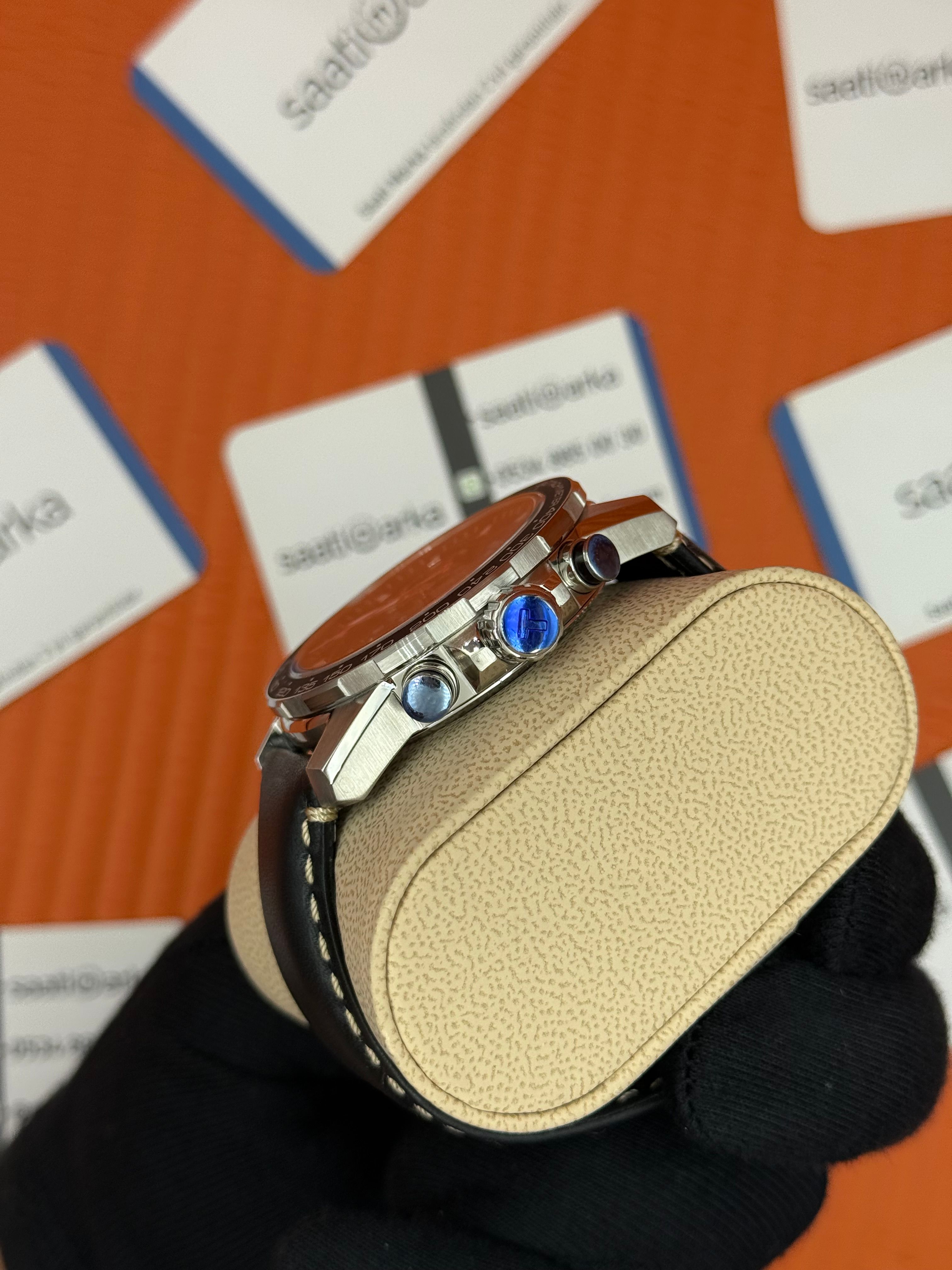 TISSOT siyah deri kordon silver kasa siyah kadran 