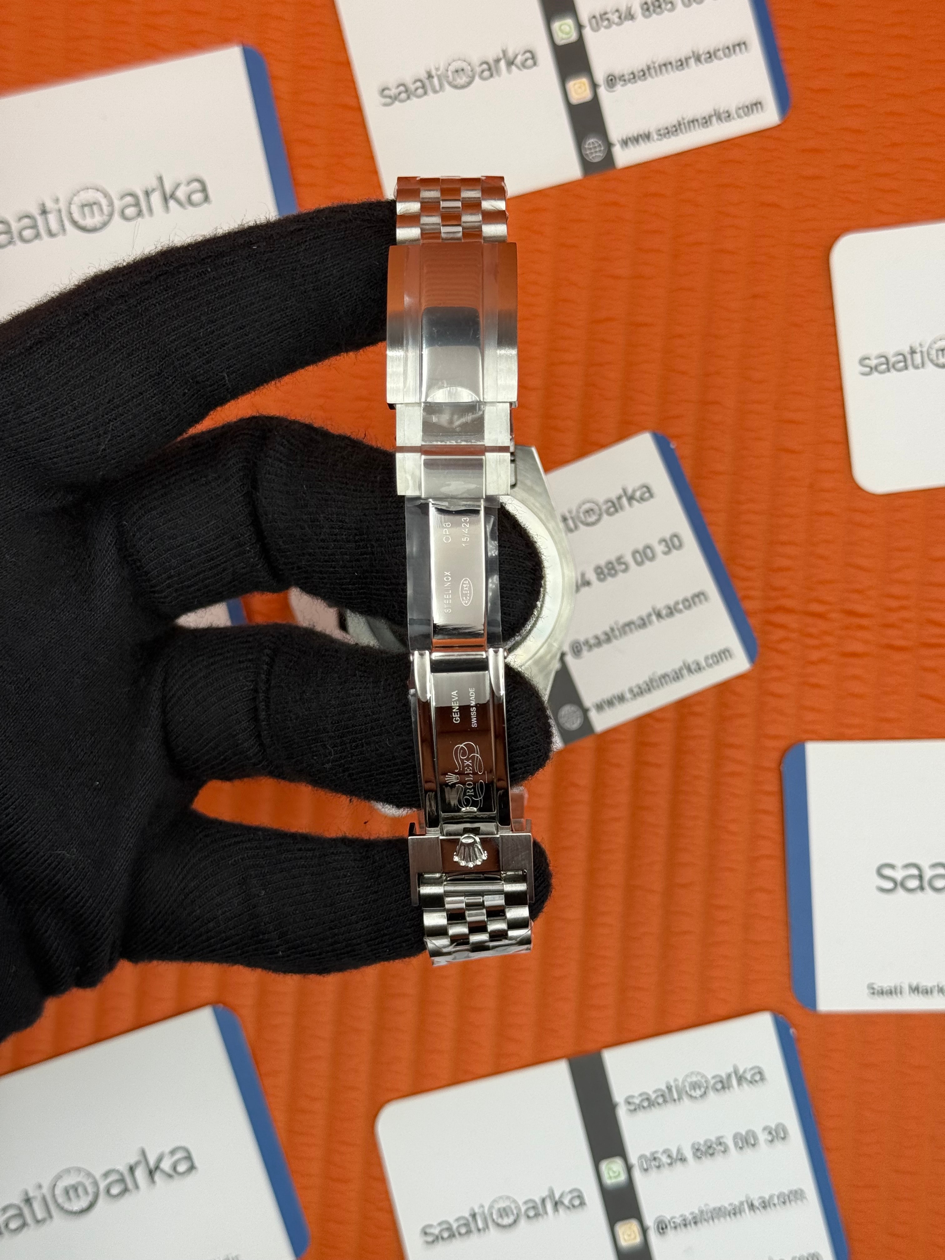 ROLEX Submariner jubilee silver kordon blue dial