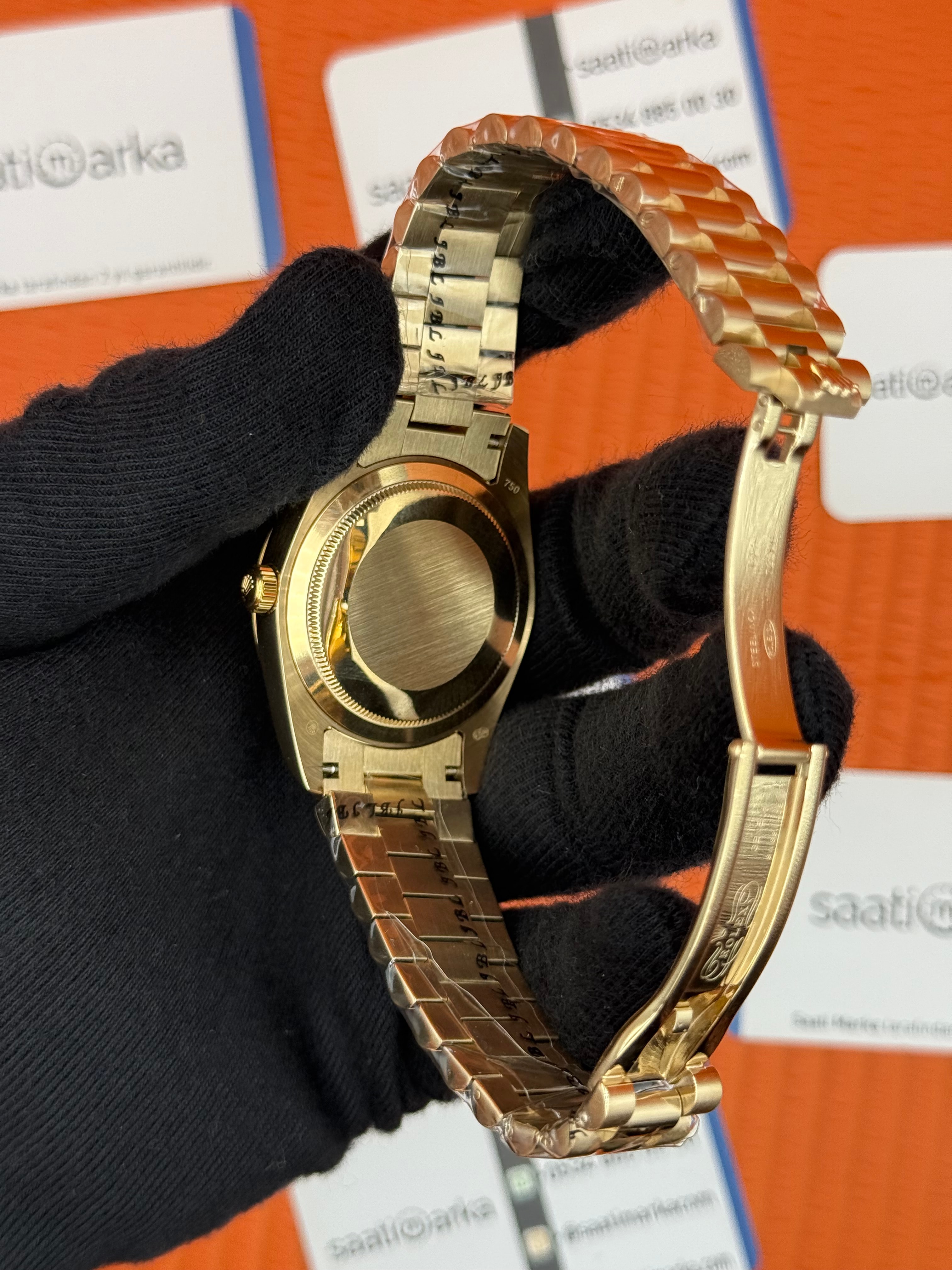 ROLE Day Date roma rakamlı siyah-yeşil kadran president kordon