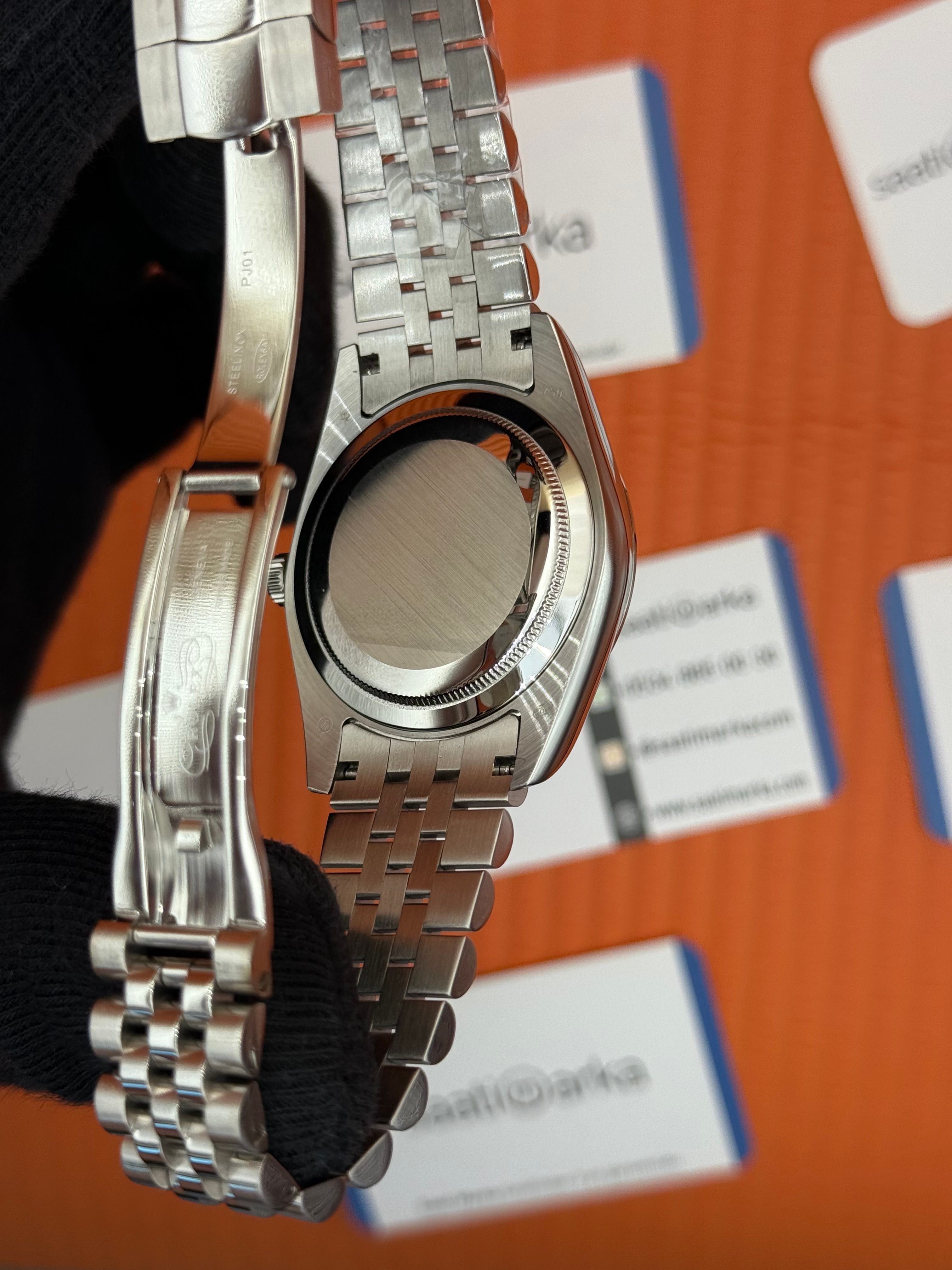 ROLEX Datejust roma rakamlı blue dial silver jubilee kordon