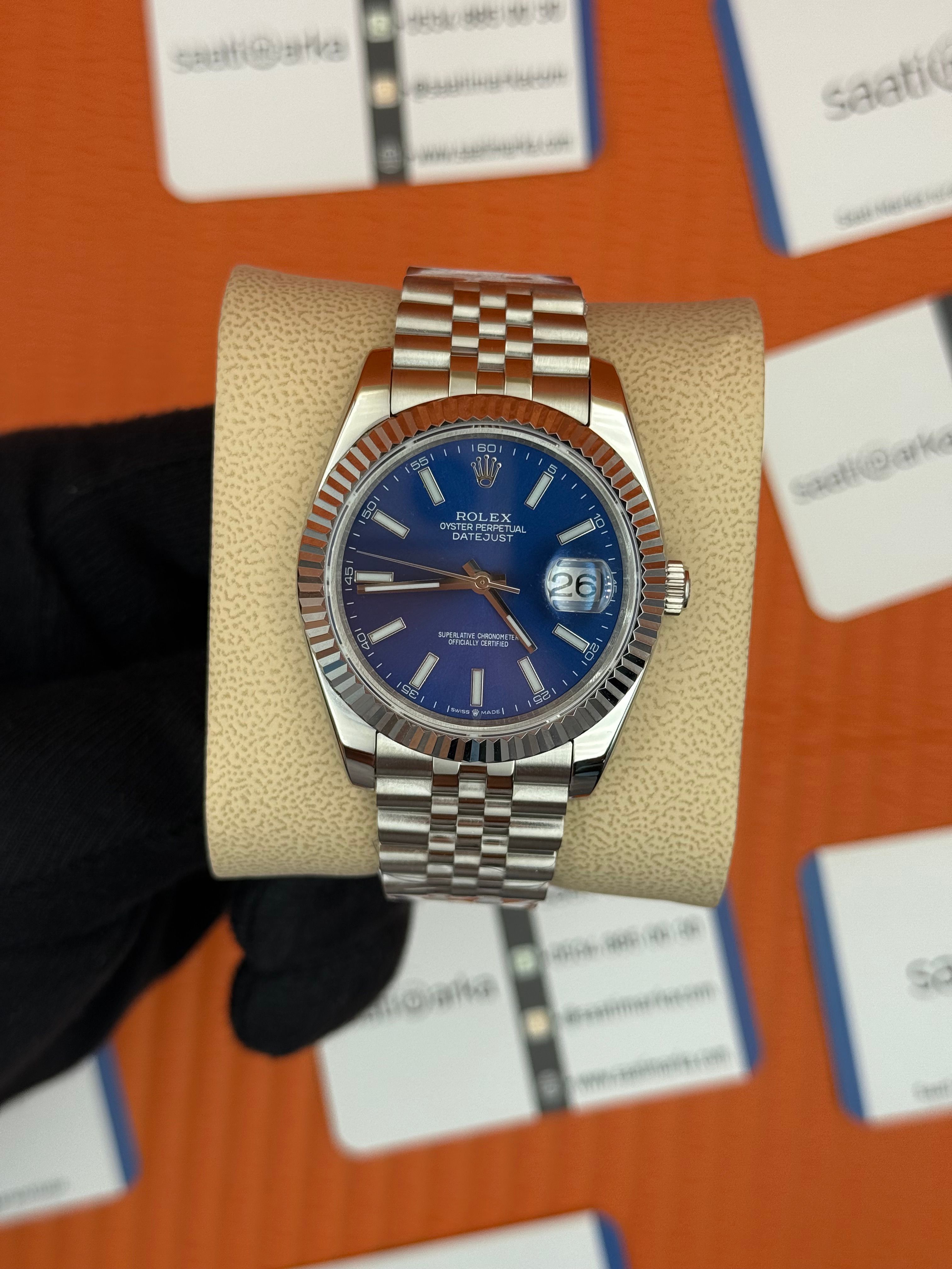 ROLEX Datejust blue dial silver jubilee kordon