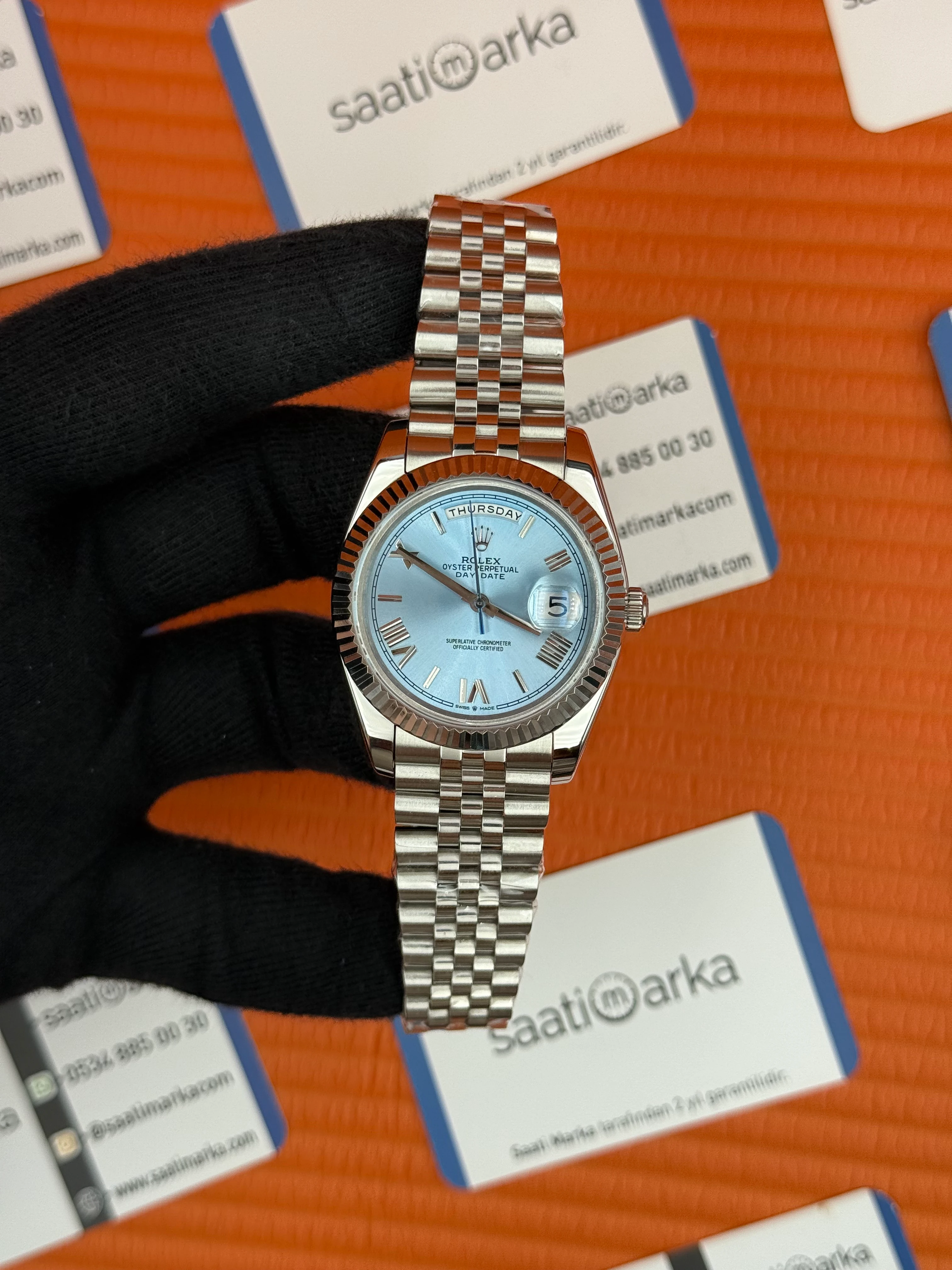 ROLEX Day Date roma rakamlı buz mavisi kadran silver jubilee kordon