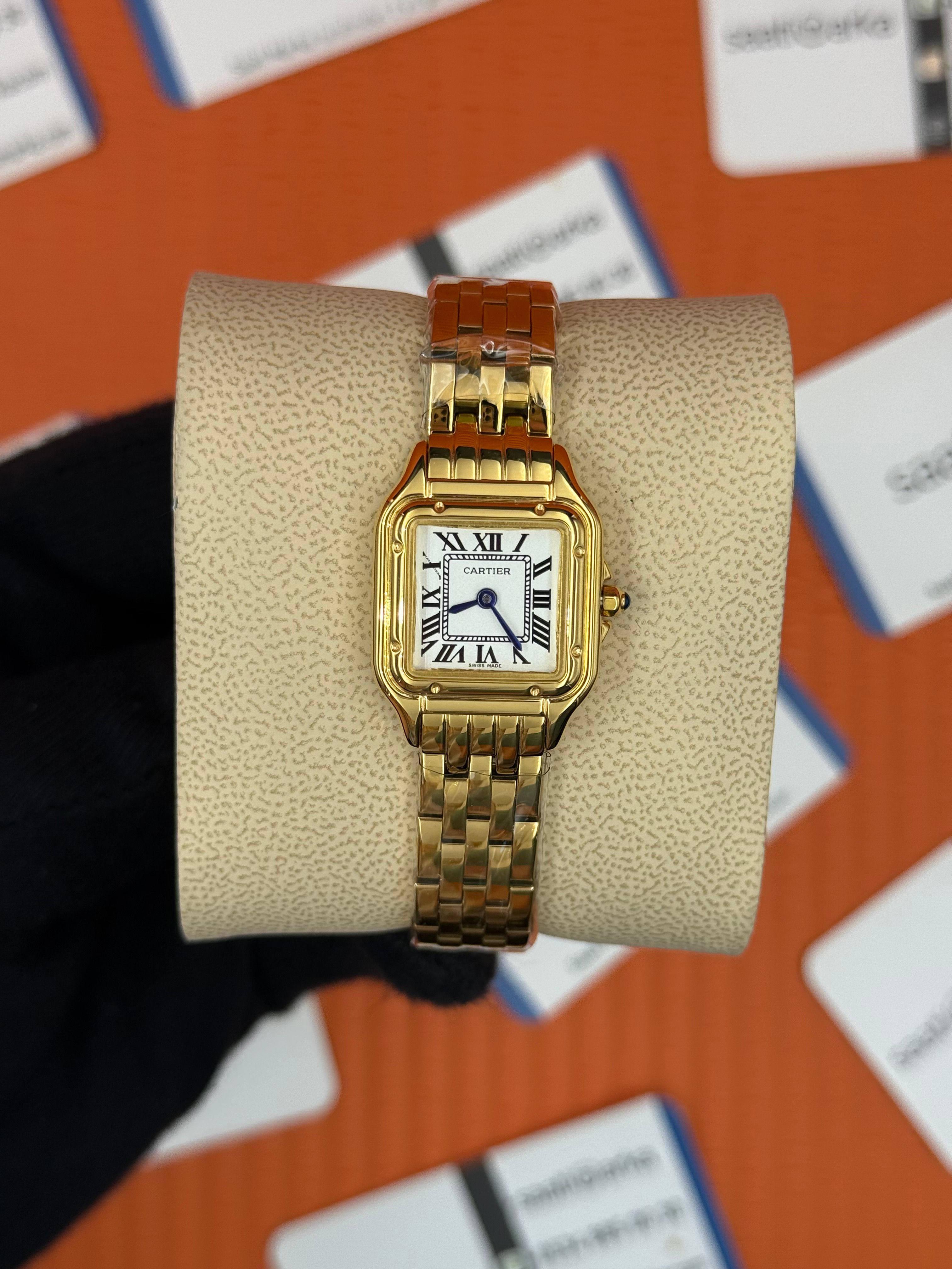 CARTIER Panthere 22mm kasa gold kasa kordon beyaz kadran lacivert yelkovan 