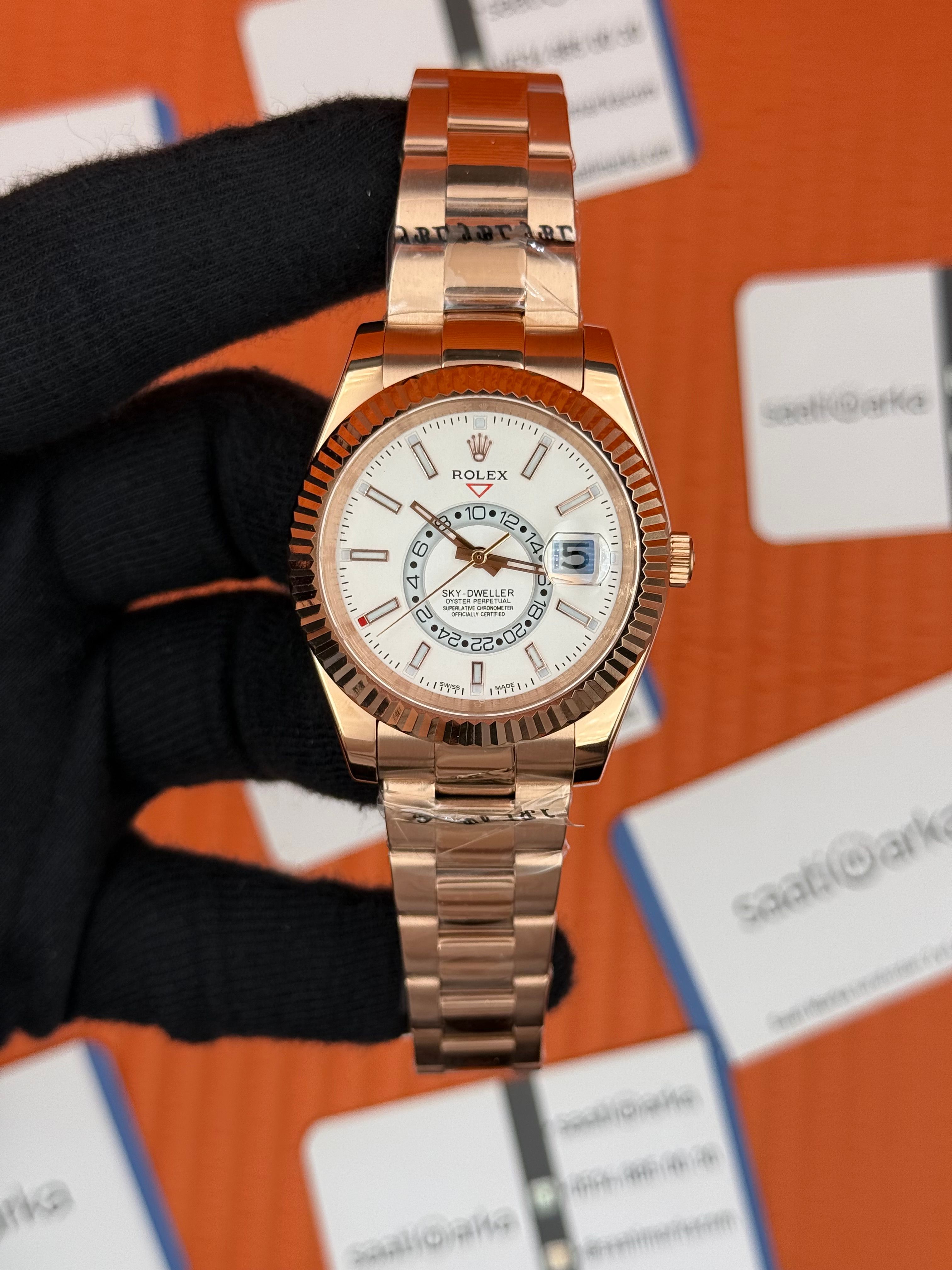 ROLEX Sky Dweller white dial oyster kordon rose kasa-kordon