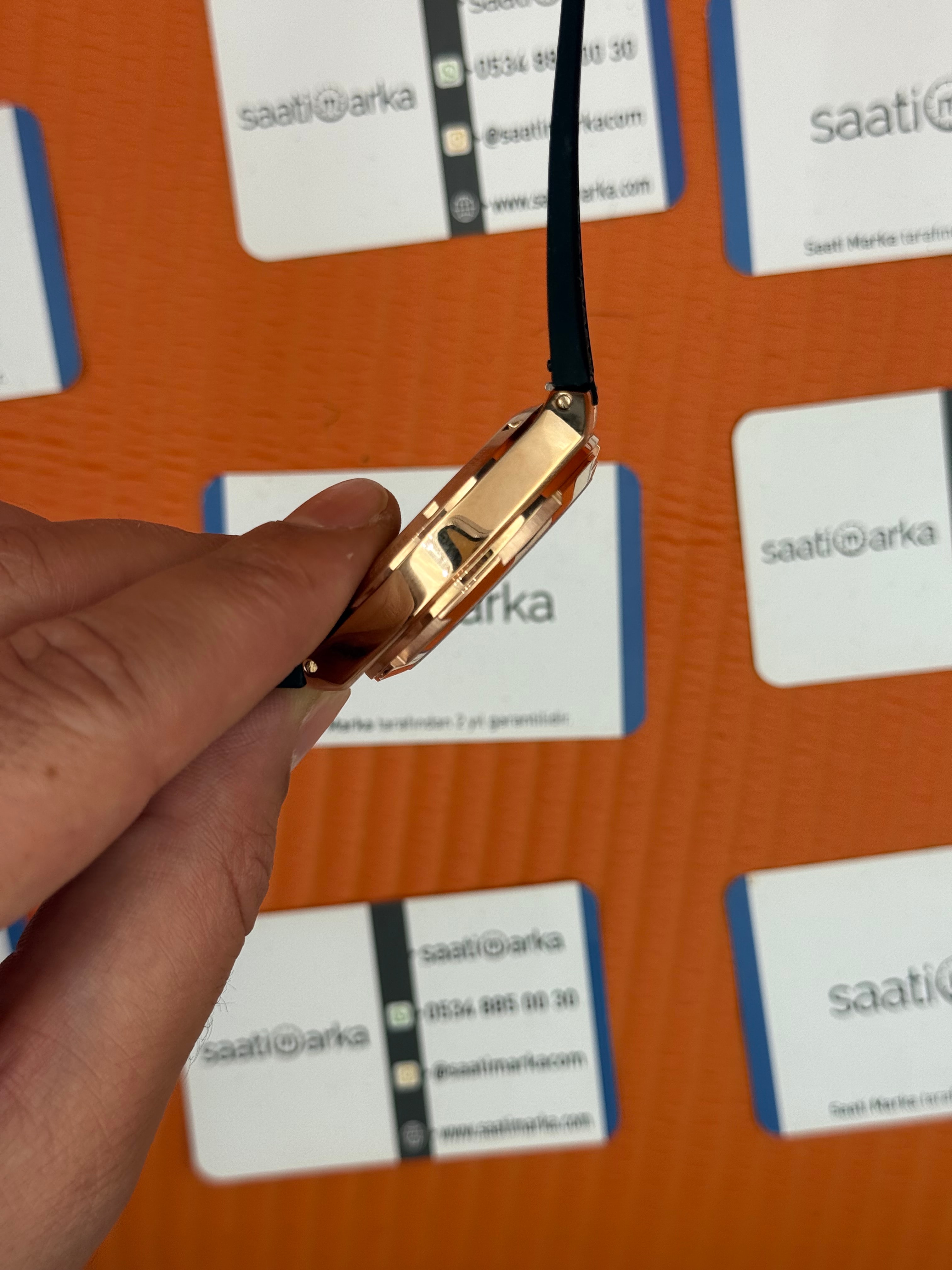 VACHERON CONSTANTIN overseas chronograph siyah kadran rose kasa siyah kauçuk kordon erkek kol saati