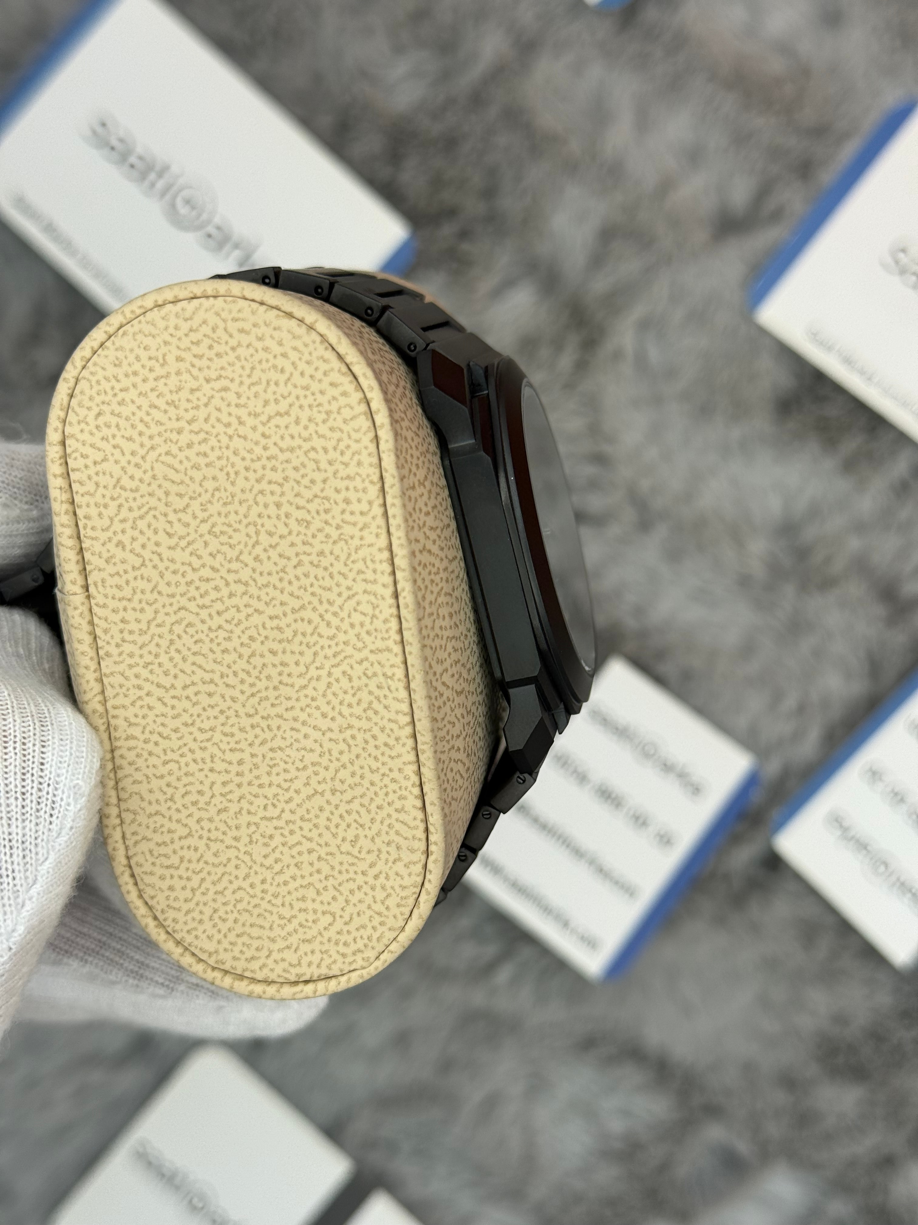 BVLGARİ octo 40mm dark black erkek kol saati