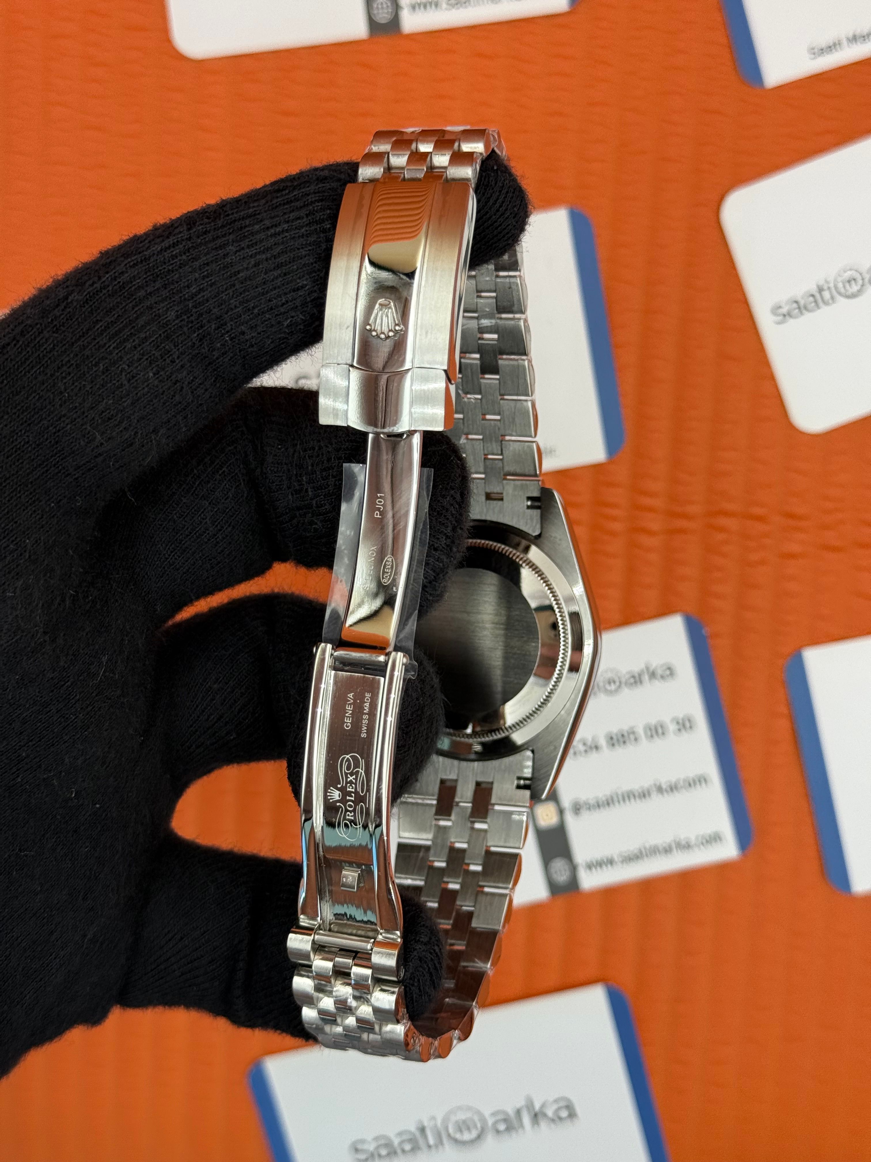 ROLEX Datejust roma rakamlı white dial silver jubilee kordon