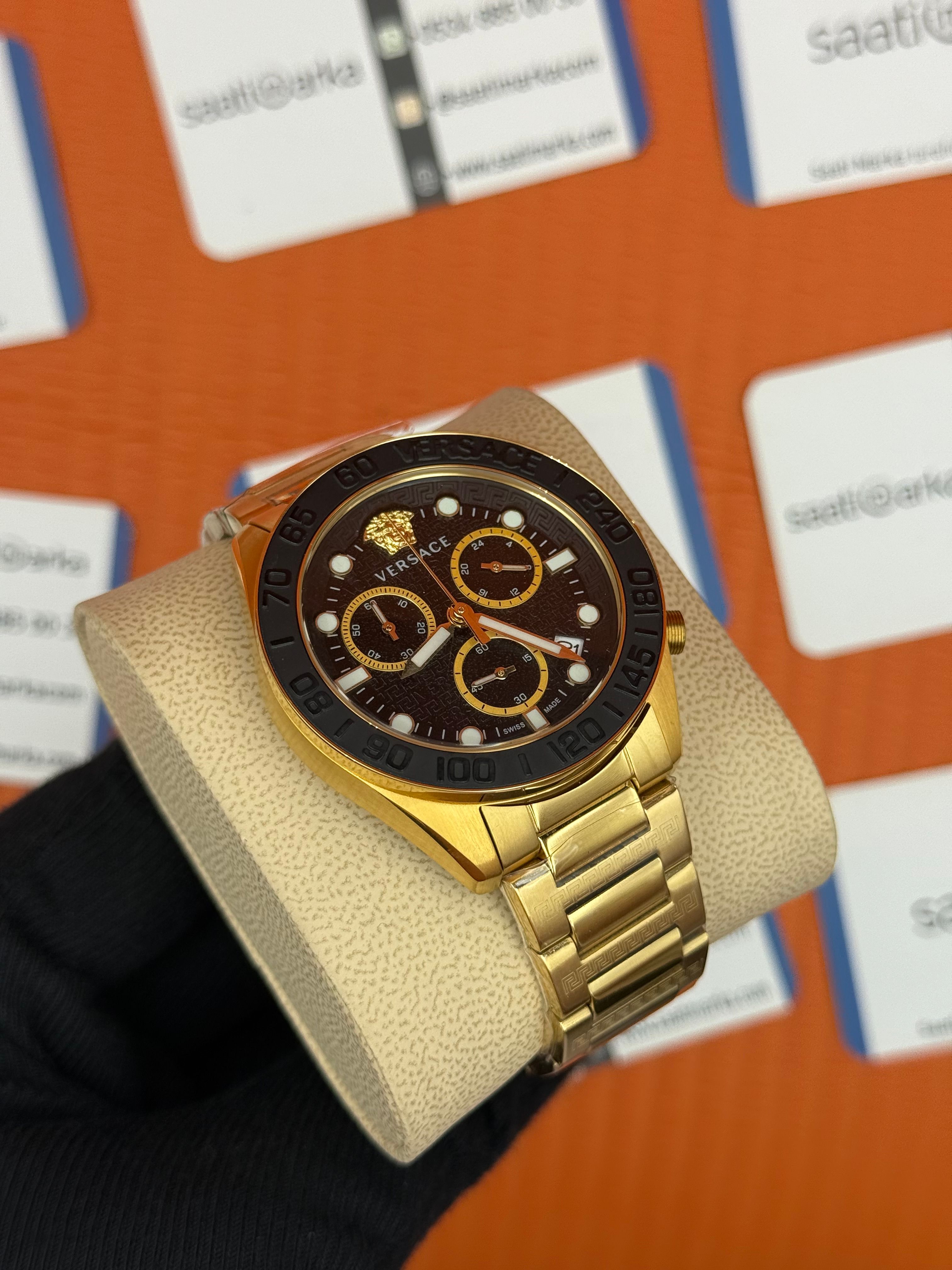 VERSACE siyah kadran gold kasa kordon siyah bezel erkek kol saati