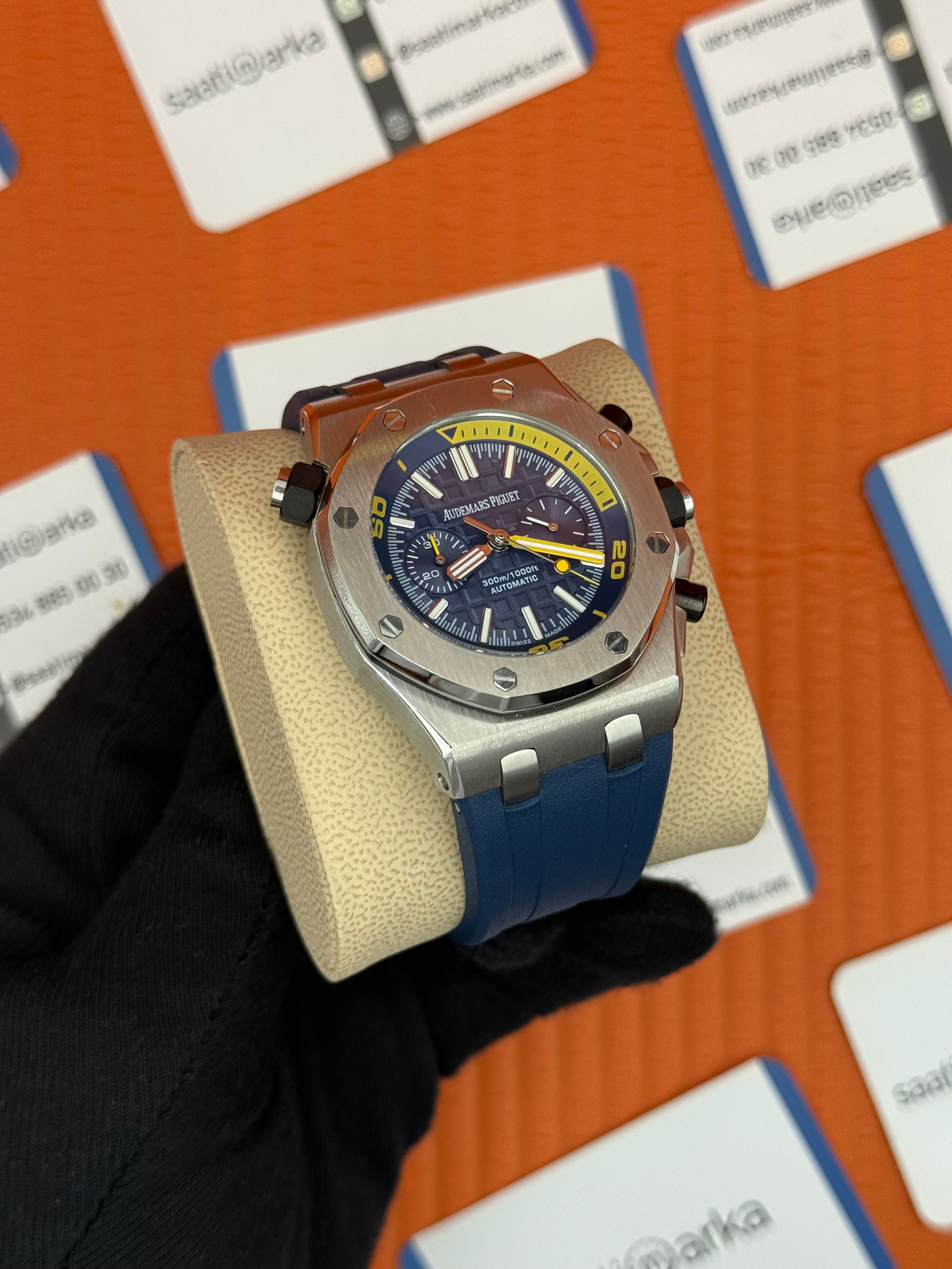 AUDEMARS PİGUET ROYAL OAK CHRONOGRAPH LACİVERT KADRAN LACİVERT KAUÇUK KORDON