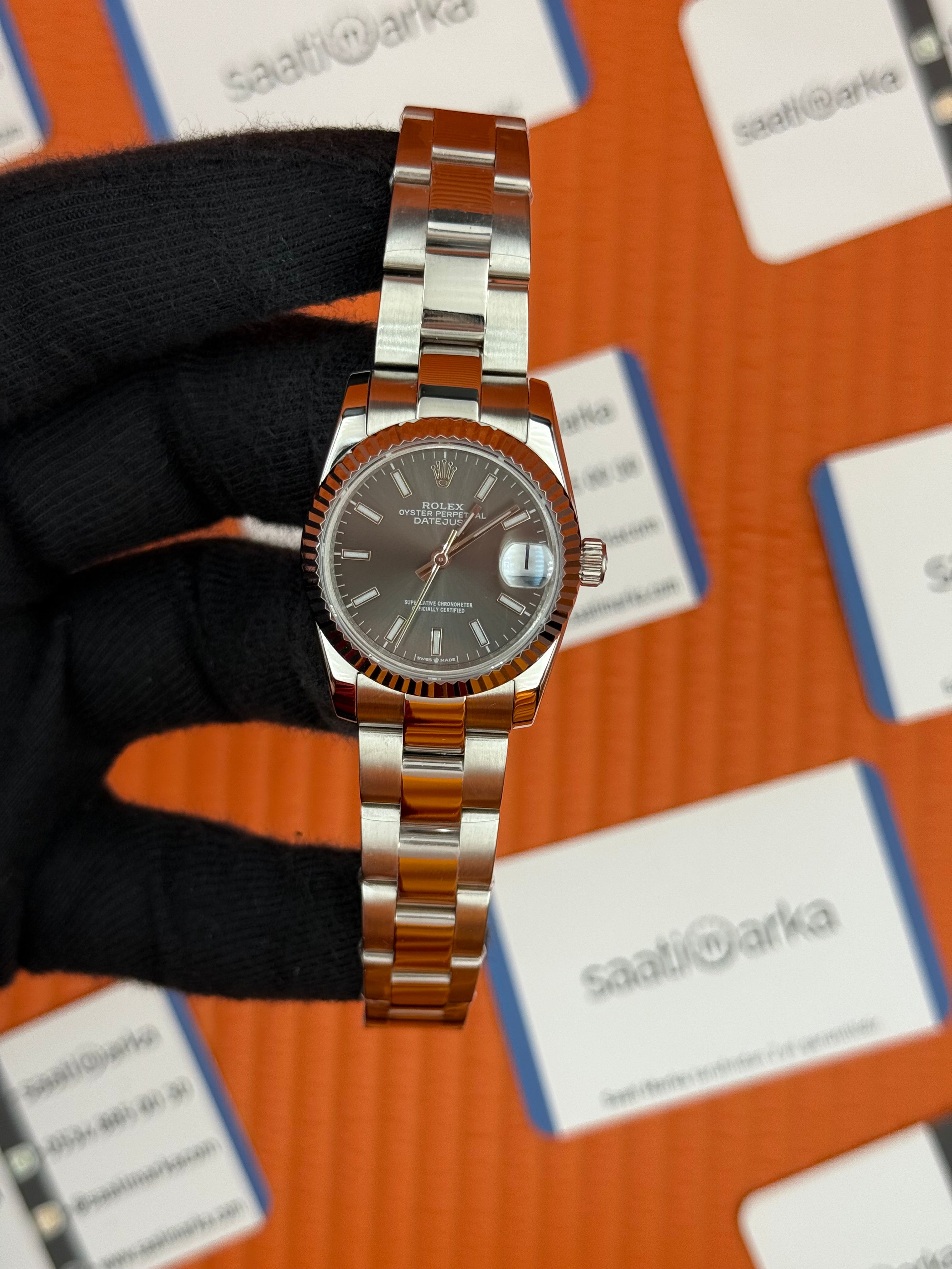 ROLEX datejust 31mm gri kadran  silver oyster kordon 