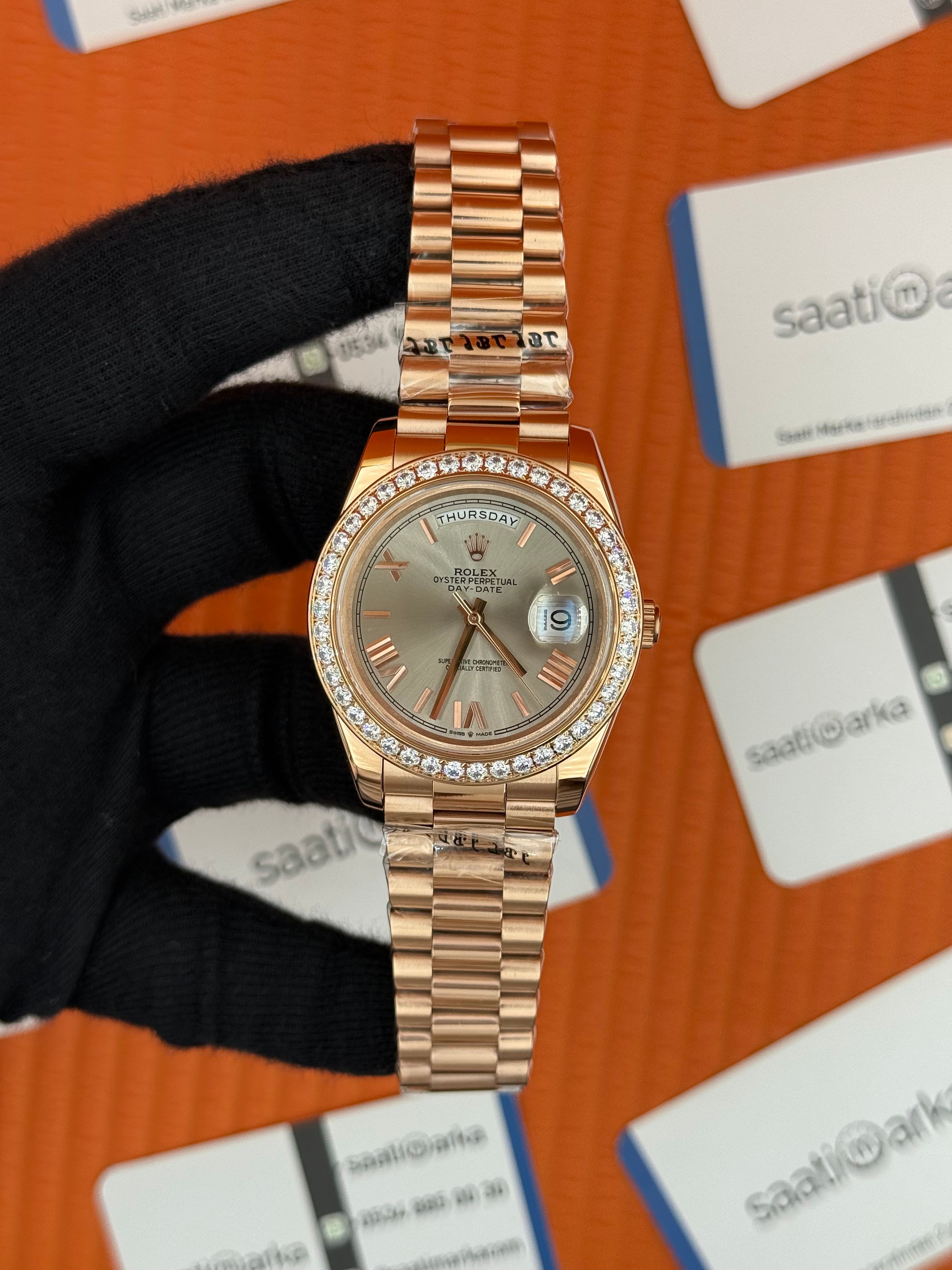 ROLEX Day Date taşlı bezel roma rakamlı gri kadran rose kasa-kordon oyster
